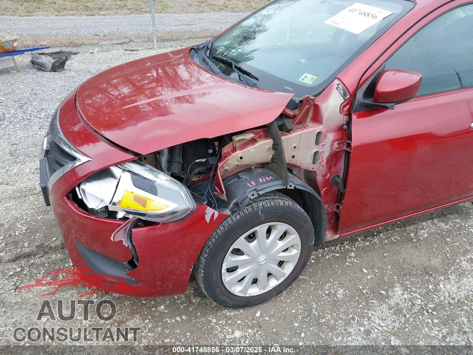 NISSAN VERSA 2019 - 3N1CN7AP3KL847428