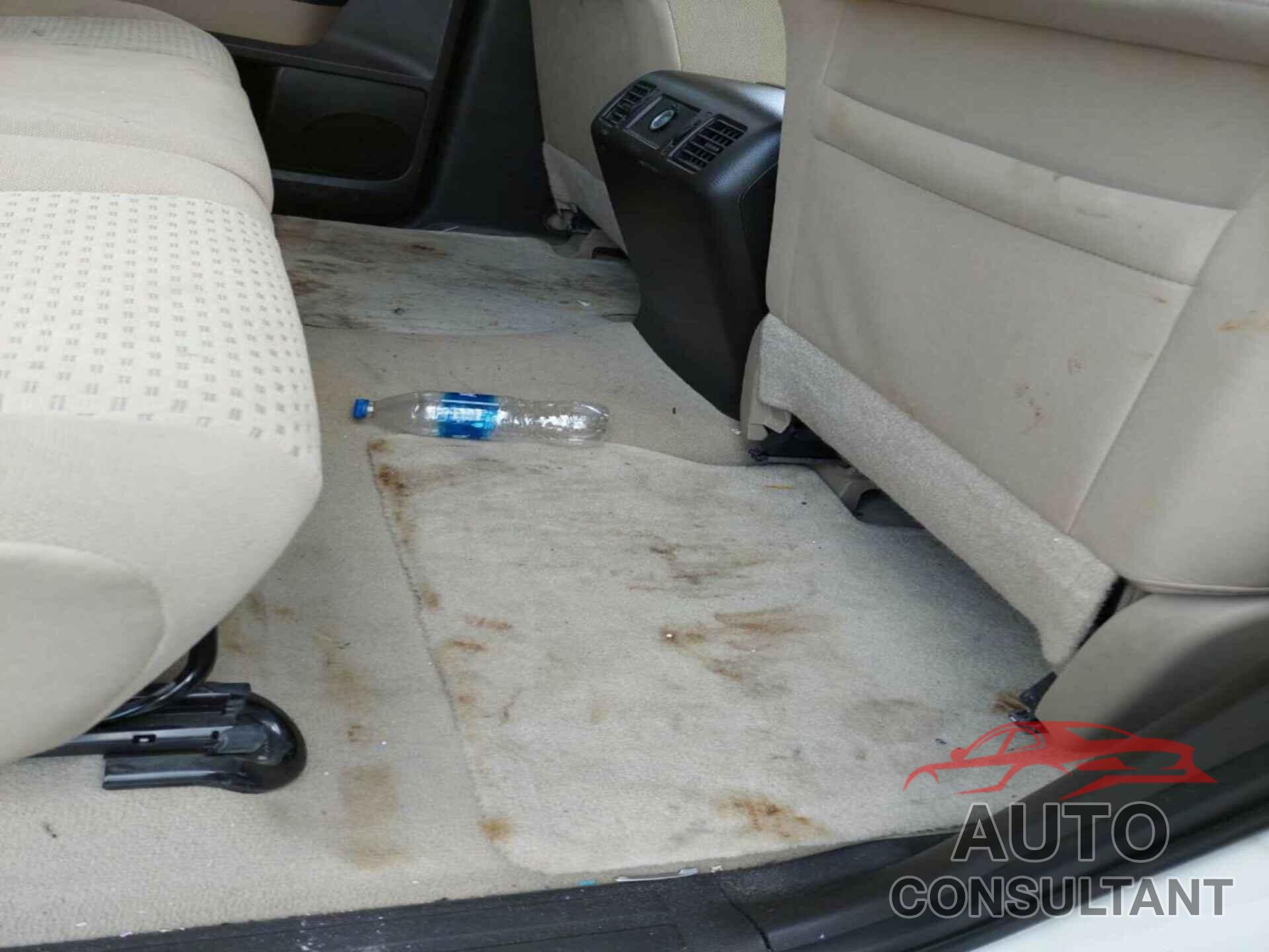 TOYOTA TUNDRA 2011 - 5TFDW5F10BX195315