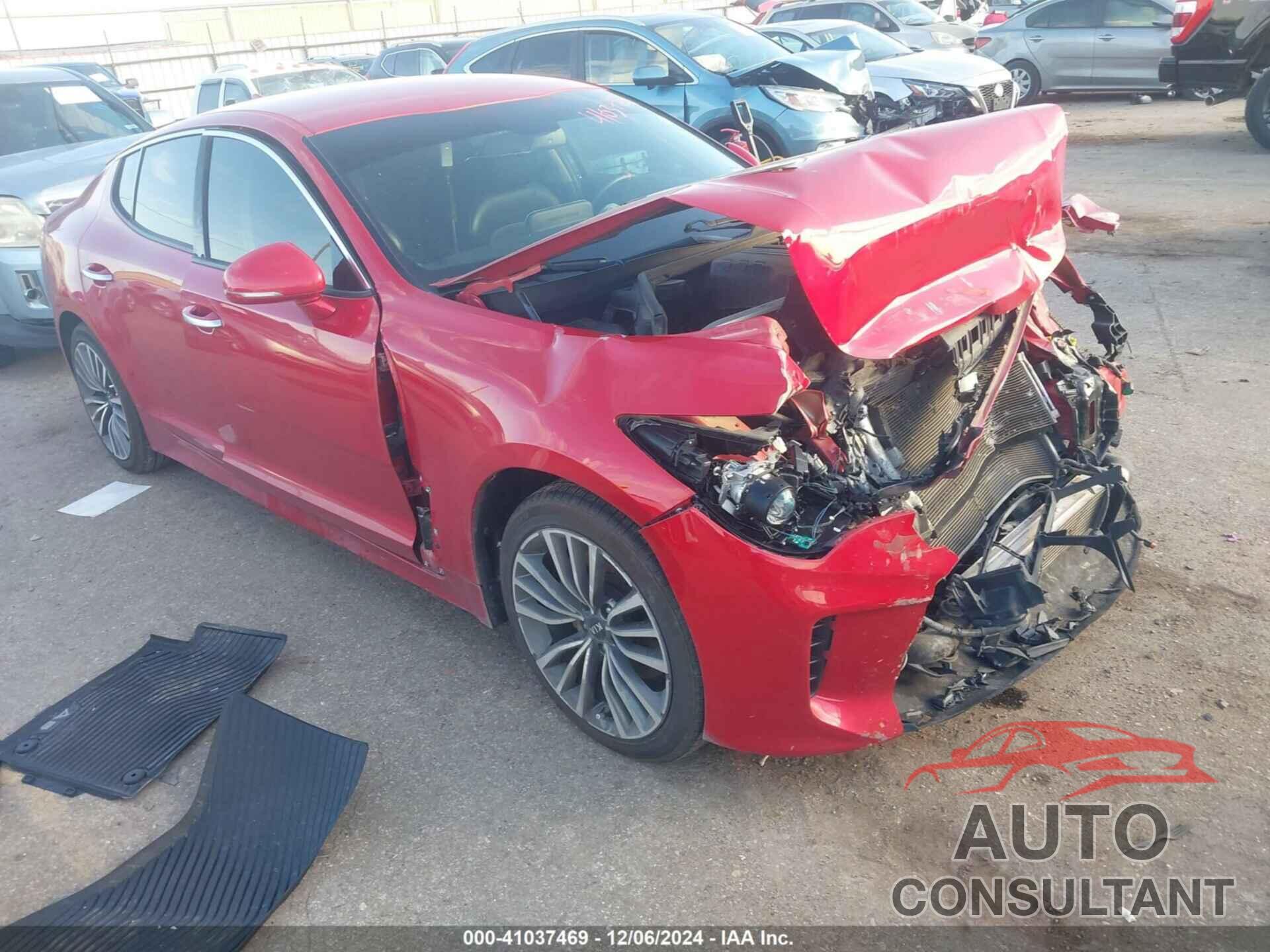 KIA STINGER 2019 - KNAE15LA4K6053270