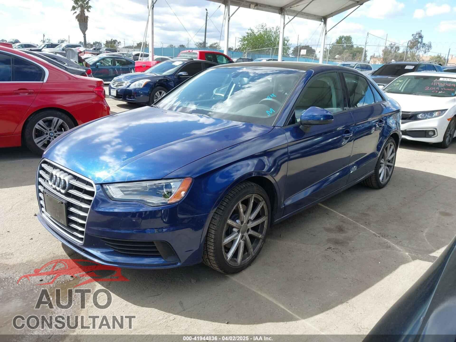 AUDI A3 2015 - WAUACGFF5F1017246