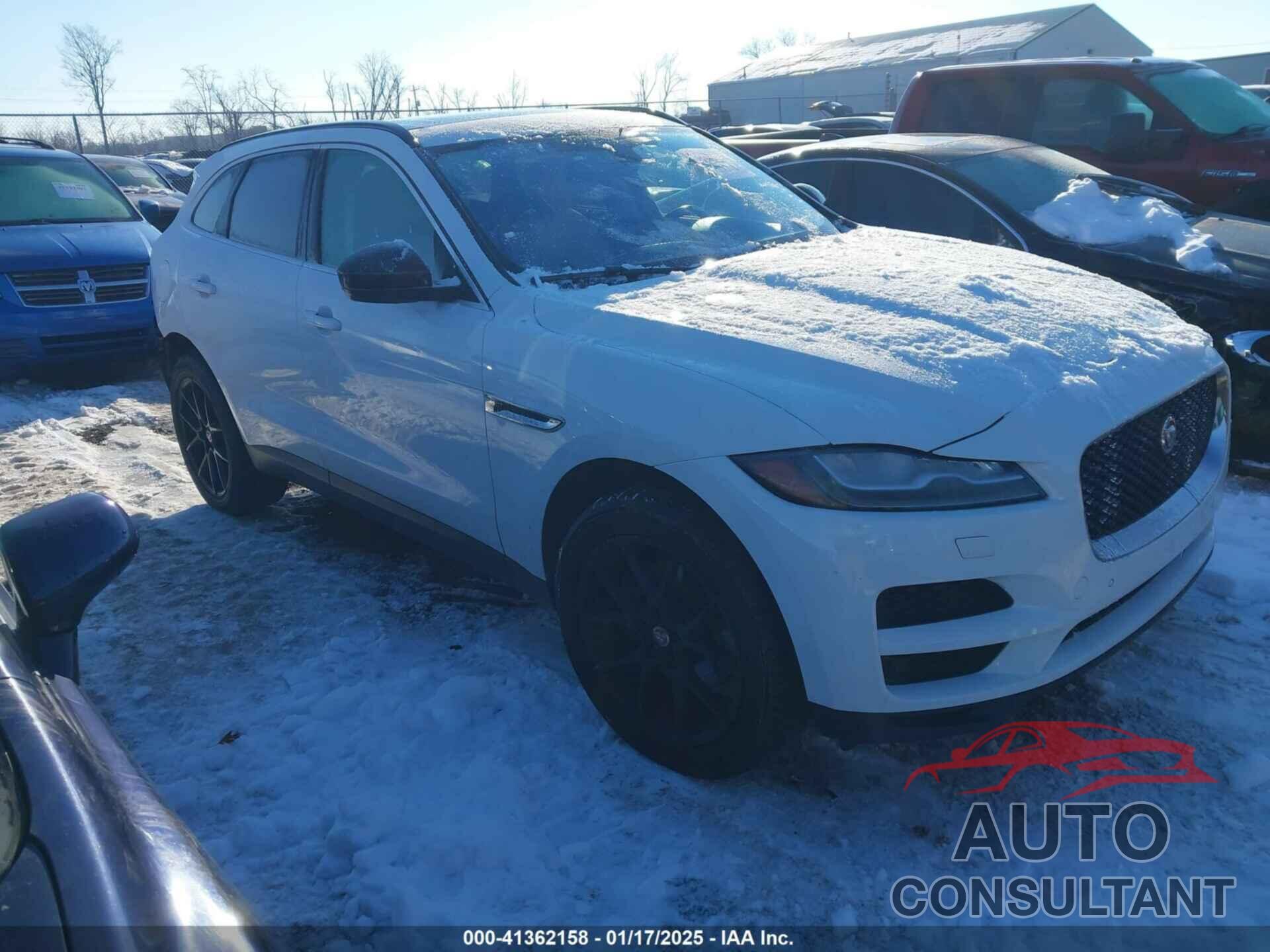 JAGUAR F-PACE 2017 - SADCK2BV5HA070454