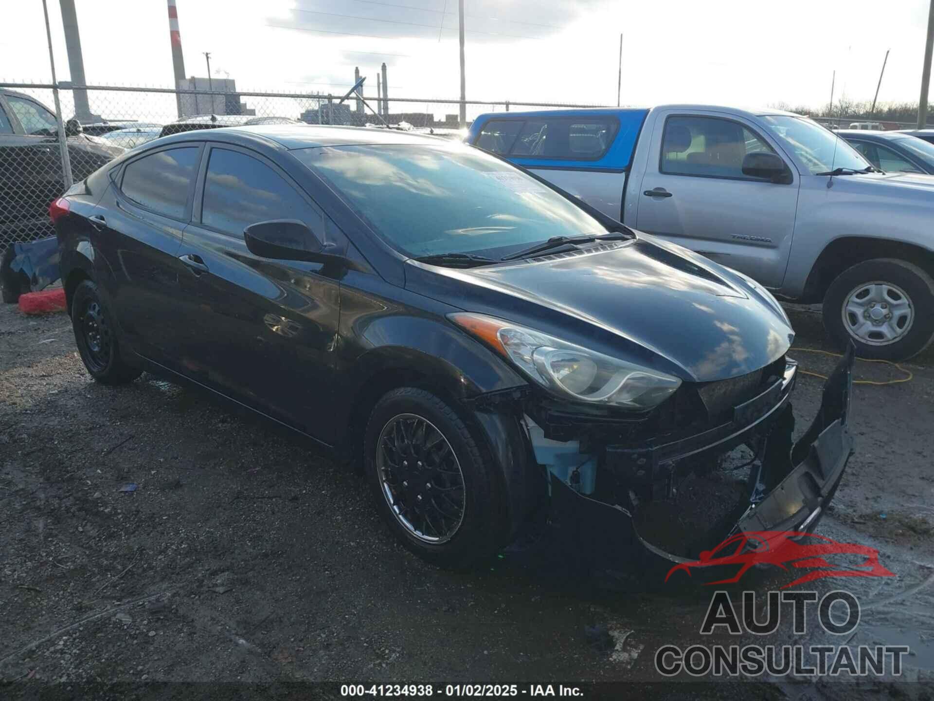 HYUNDAI ELANTRA 2011 - 5NPDH4AE3BH023578
