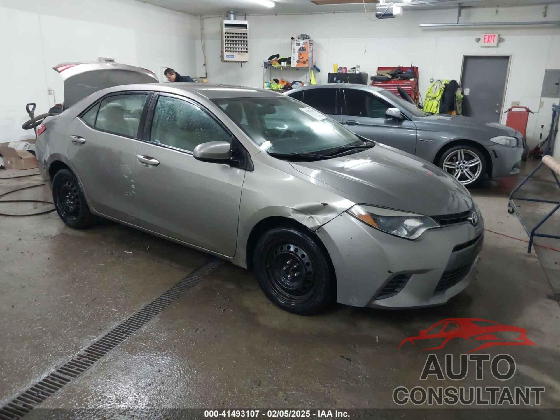 TOYOTA COROLLA 2015 - 2T1BURHE3FC256780