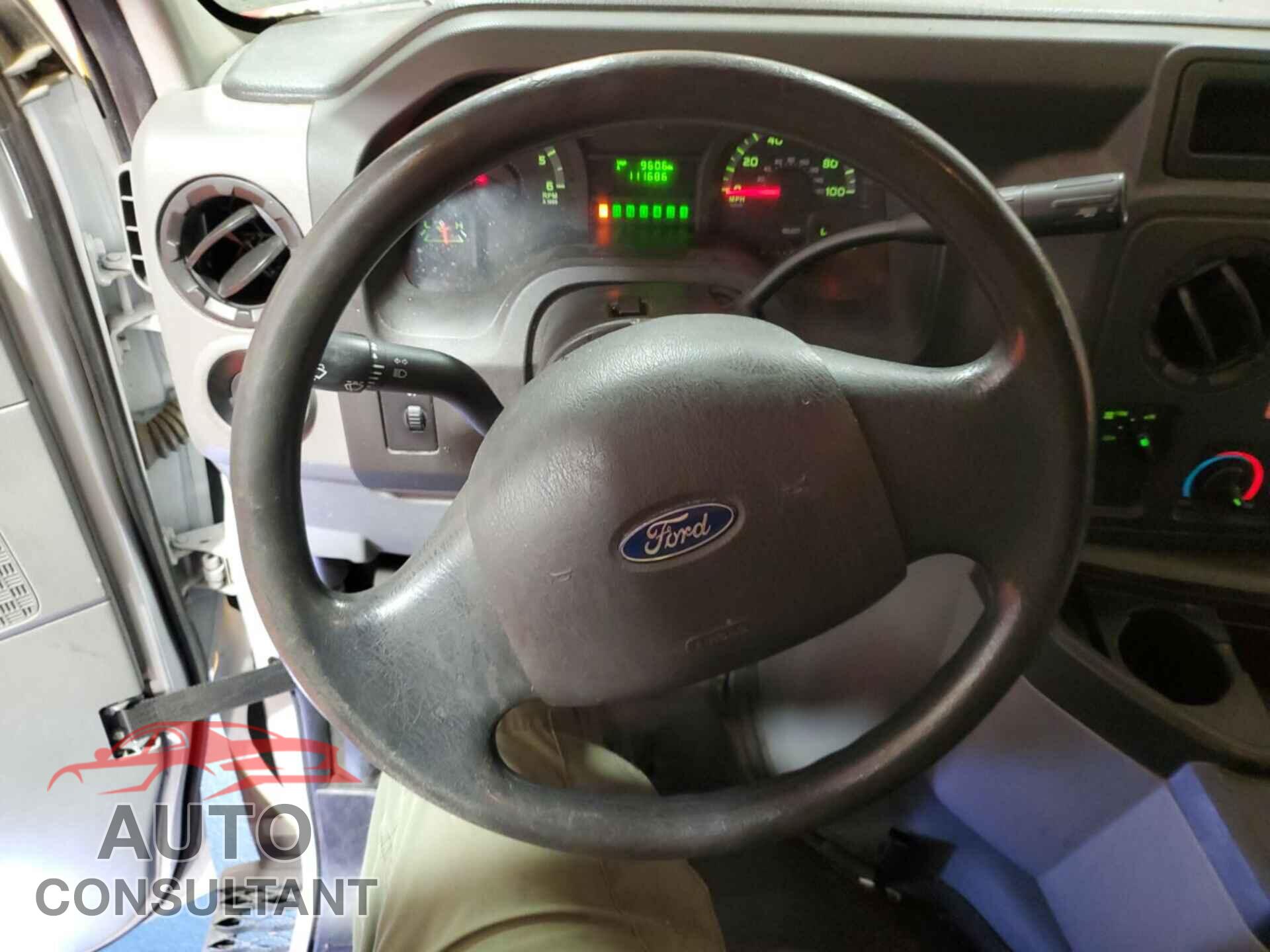 FORD ECONOLINE 2019 - 1FDXE4FS3KDC19283