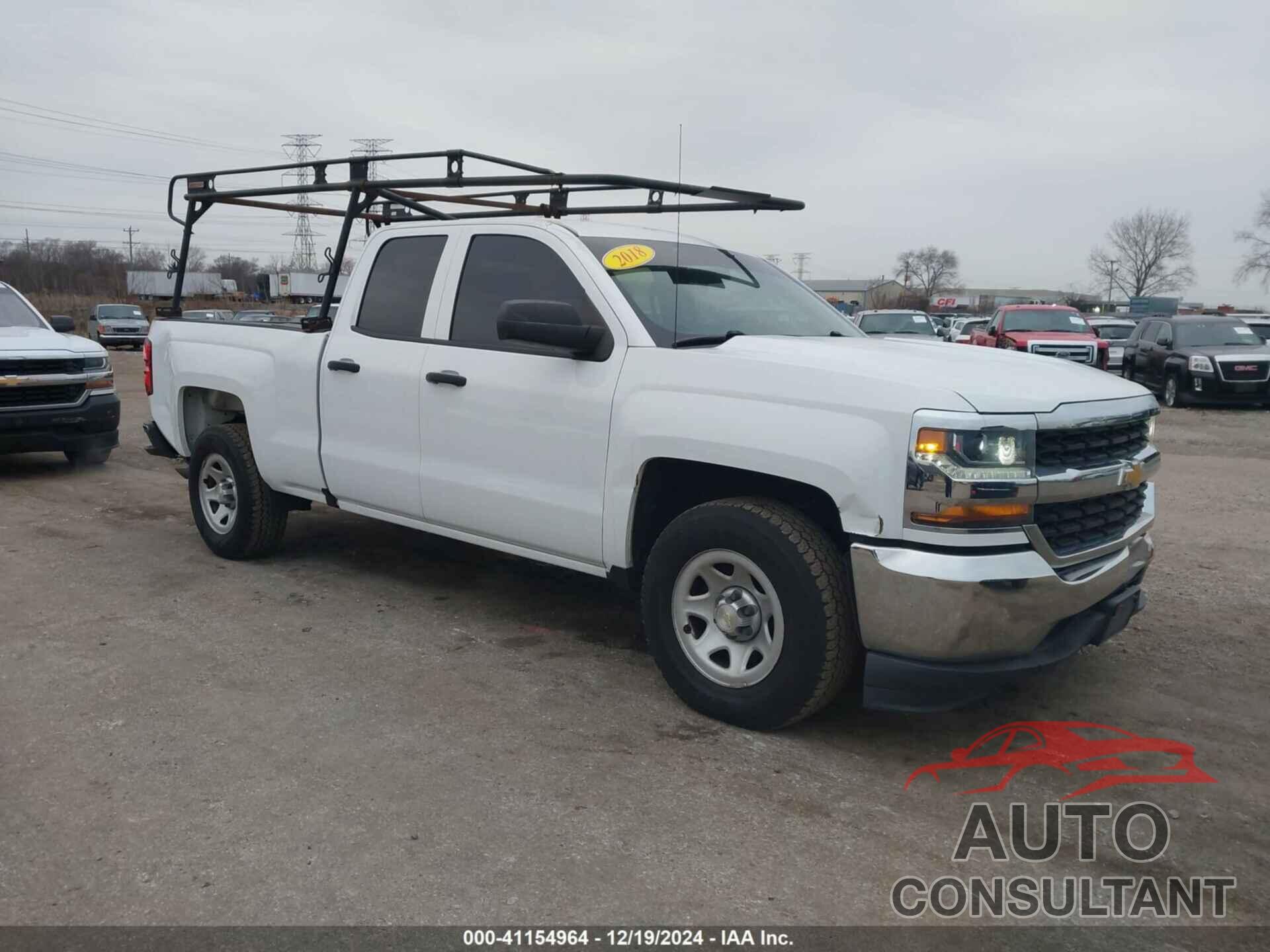 CHEVROLET SILVERADO 2018 - 1GCRCNEH9JZ324135