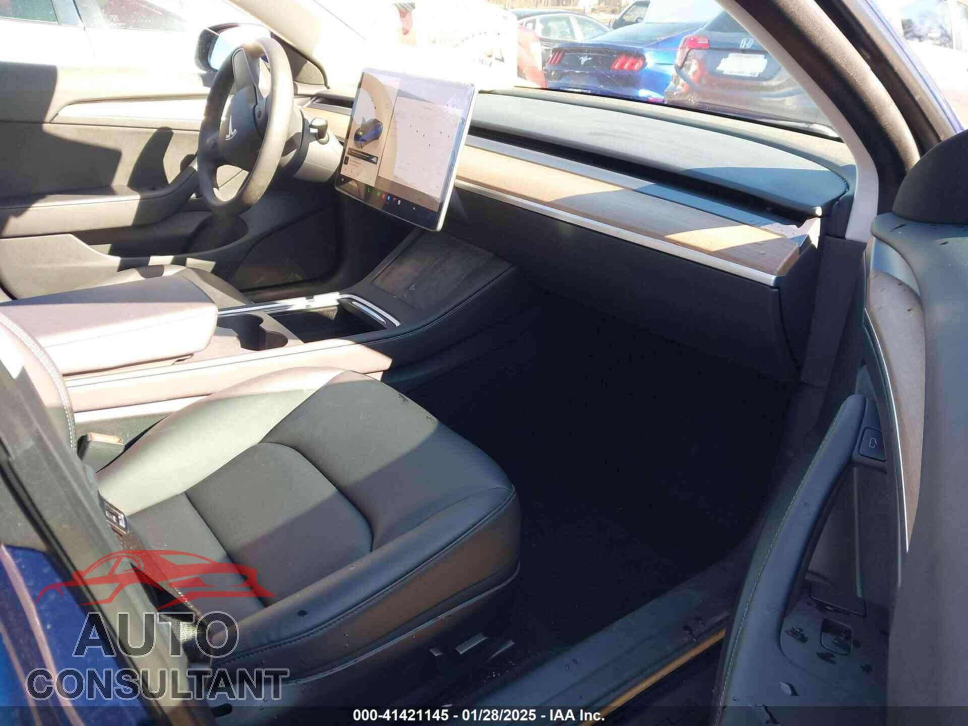 TESLA MODEL 3 2023 - 5YJ3E1EB7PF615638
