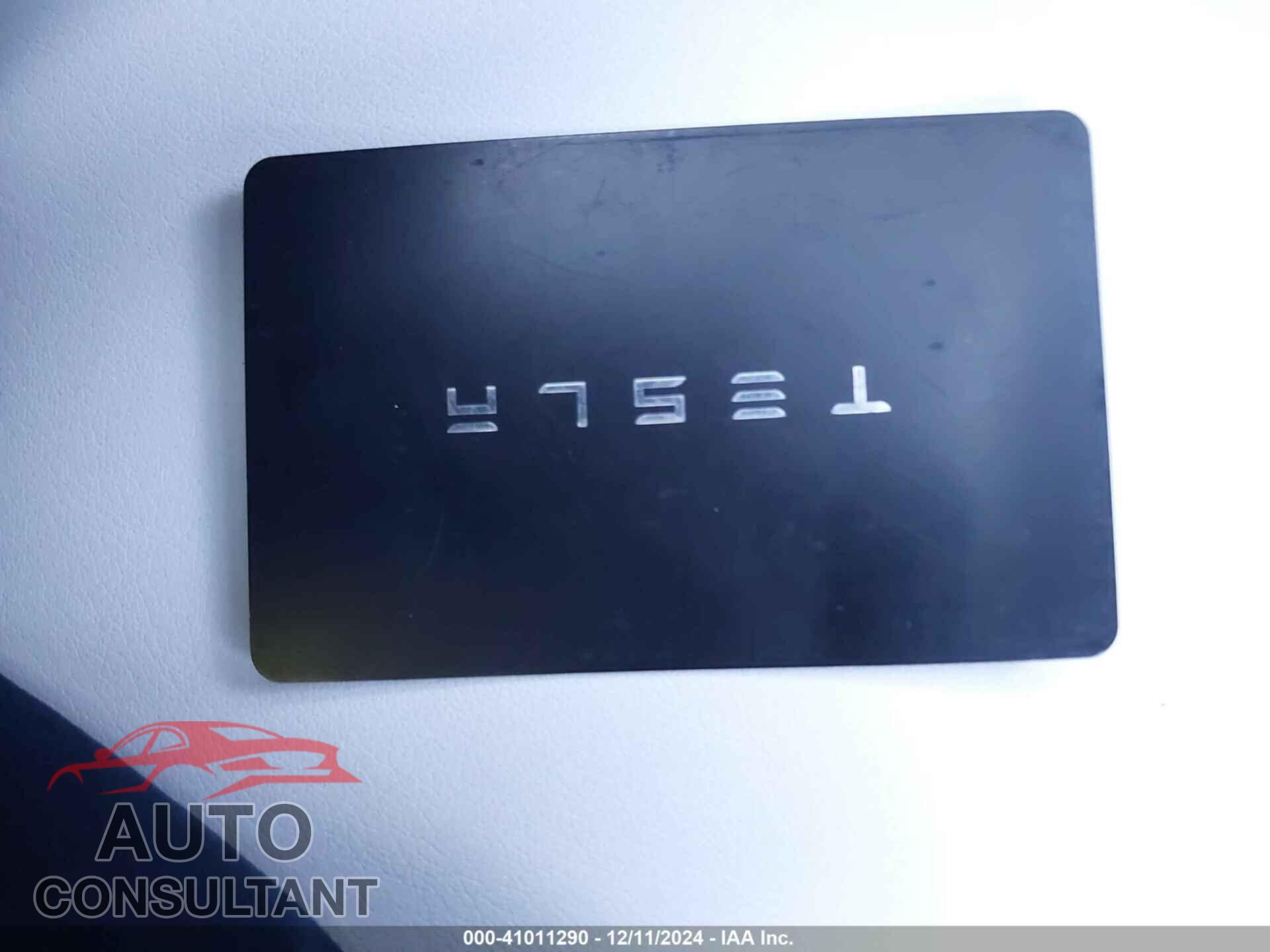 TESLA MODEL 3 2023 - 5YJ3E1EA8PF663365