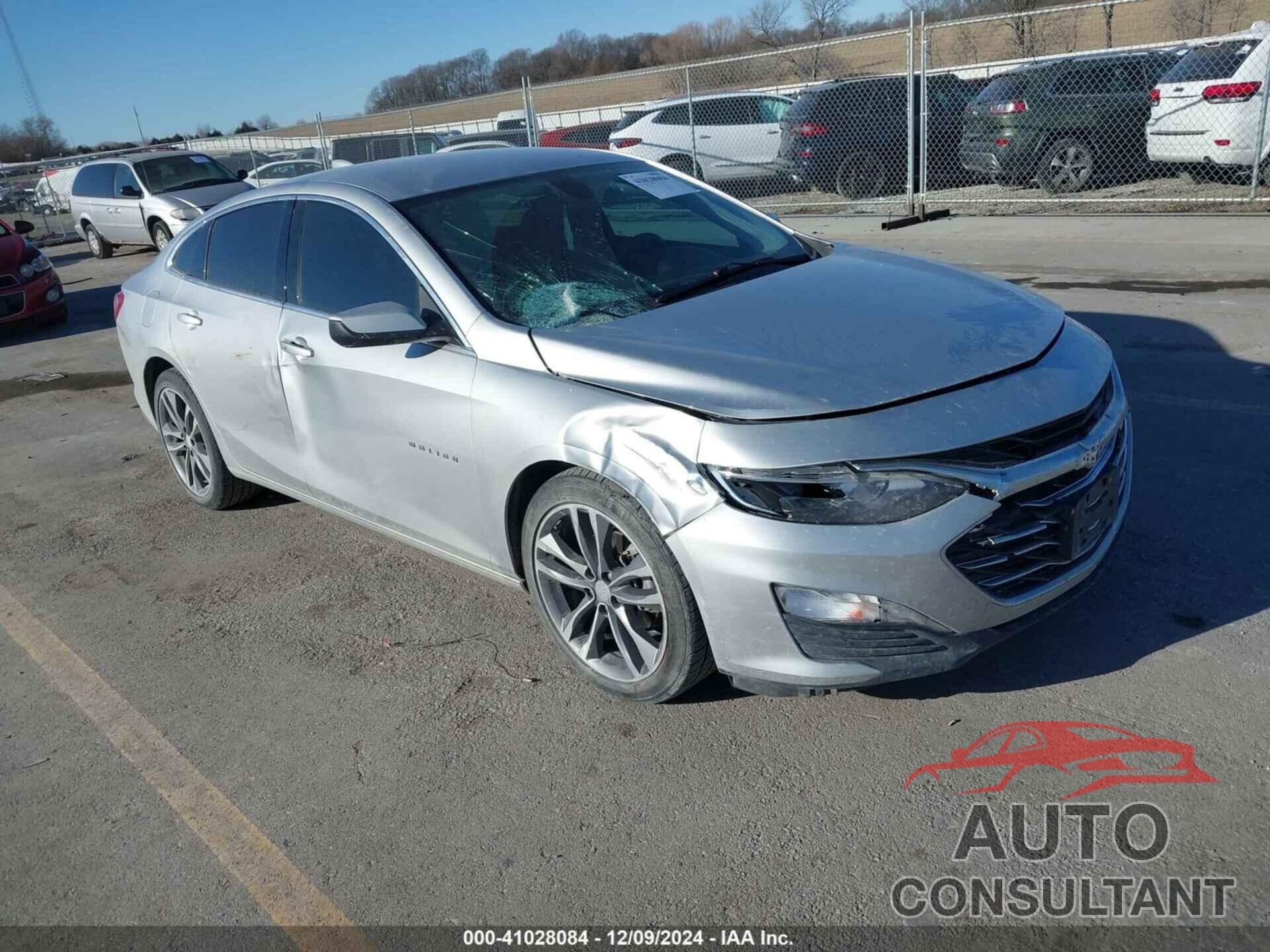 CHEVROLET MALIBU 2021 - 1G1ZD5ST8MF070292