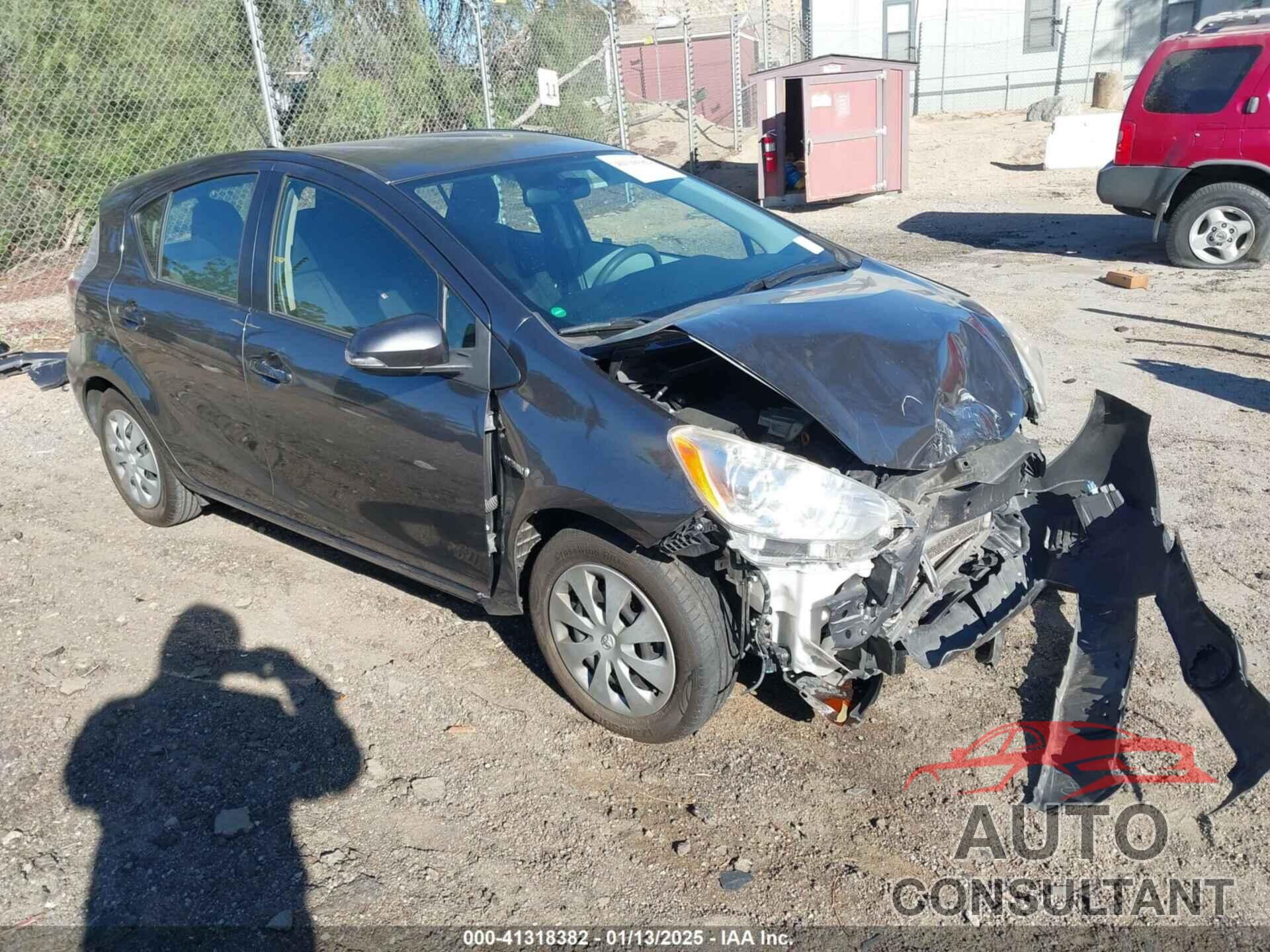 TOYOTA PRIUS C 2013 - JTDKDTB31D1554329