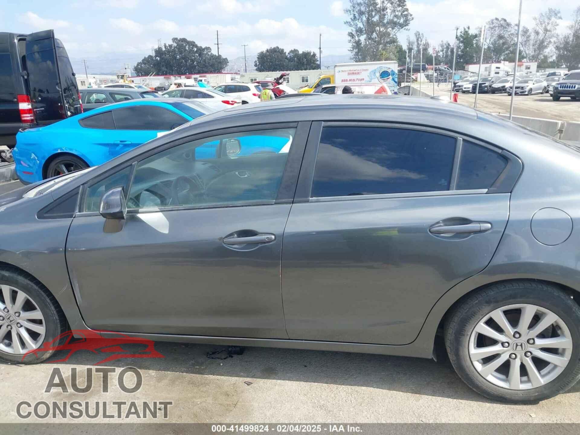 HONDA CIVIC 2012 - 2HGFB2F94CH515770