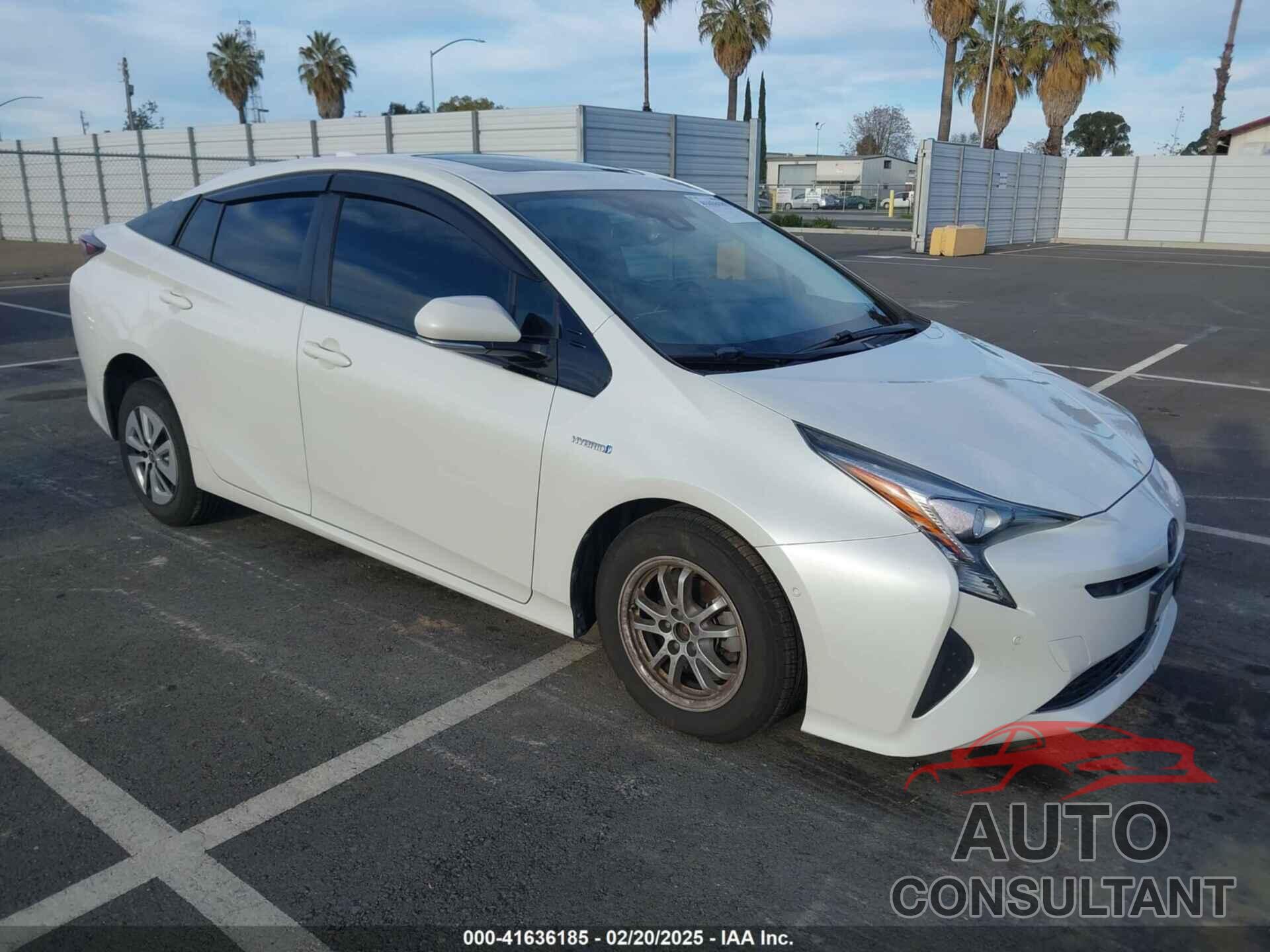 TOYOTA PRIUS 2018 - JTDKARFU1J3066710