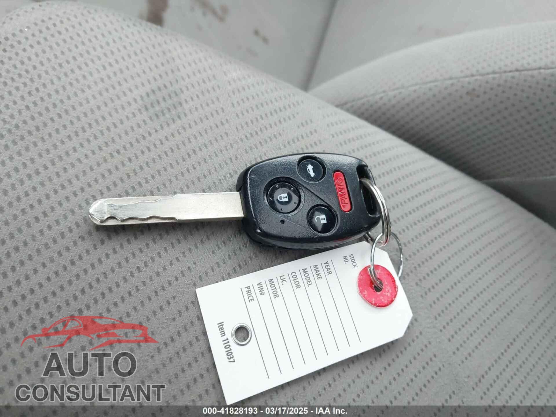 HONDA CIVIC 2012 - 19XFB2F82CE365076