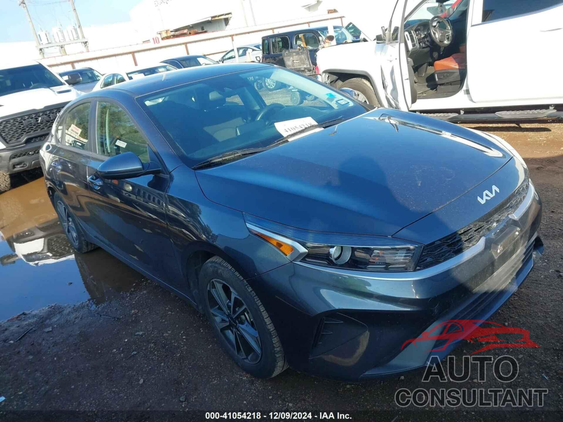 KIA FORTE 2023 - 3KPF24AD0PE605845