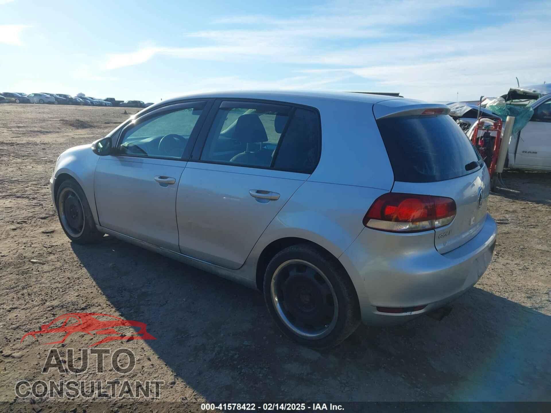 VOLKSWAGEN GOLF 2013 - WVWDB7AJ0DW095917