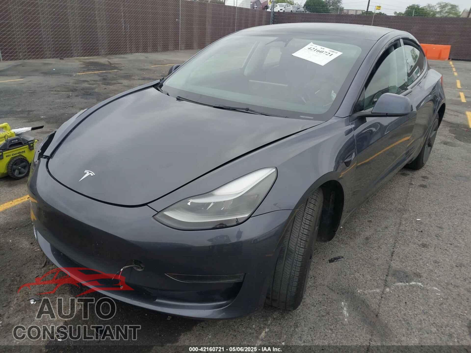 TESLA MODEL 3 2023 - 5YJ3E1EA3PF463686