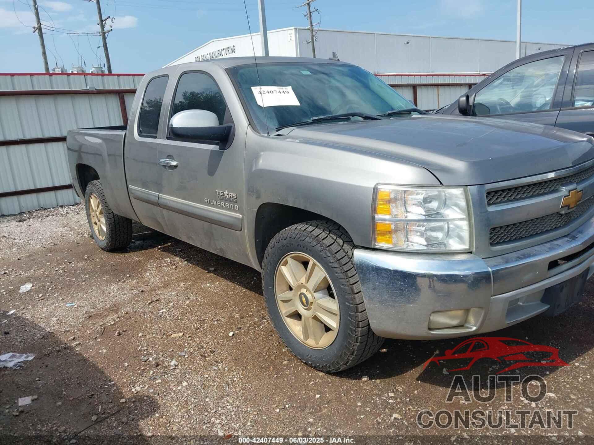 CHEVROLET SILVERADO 1500 2012 - 1GCRCSE03CZ322263