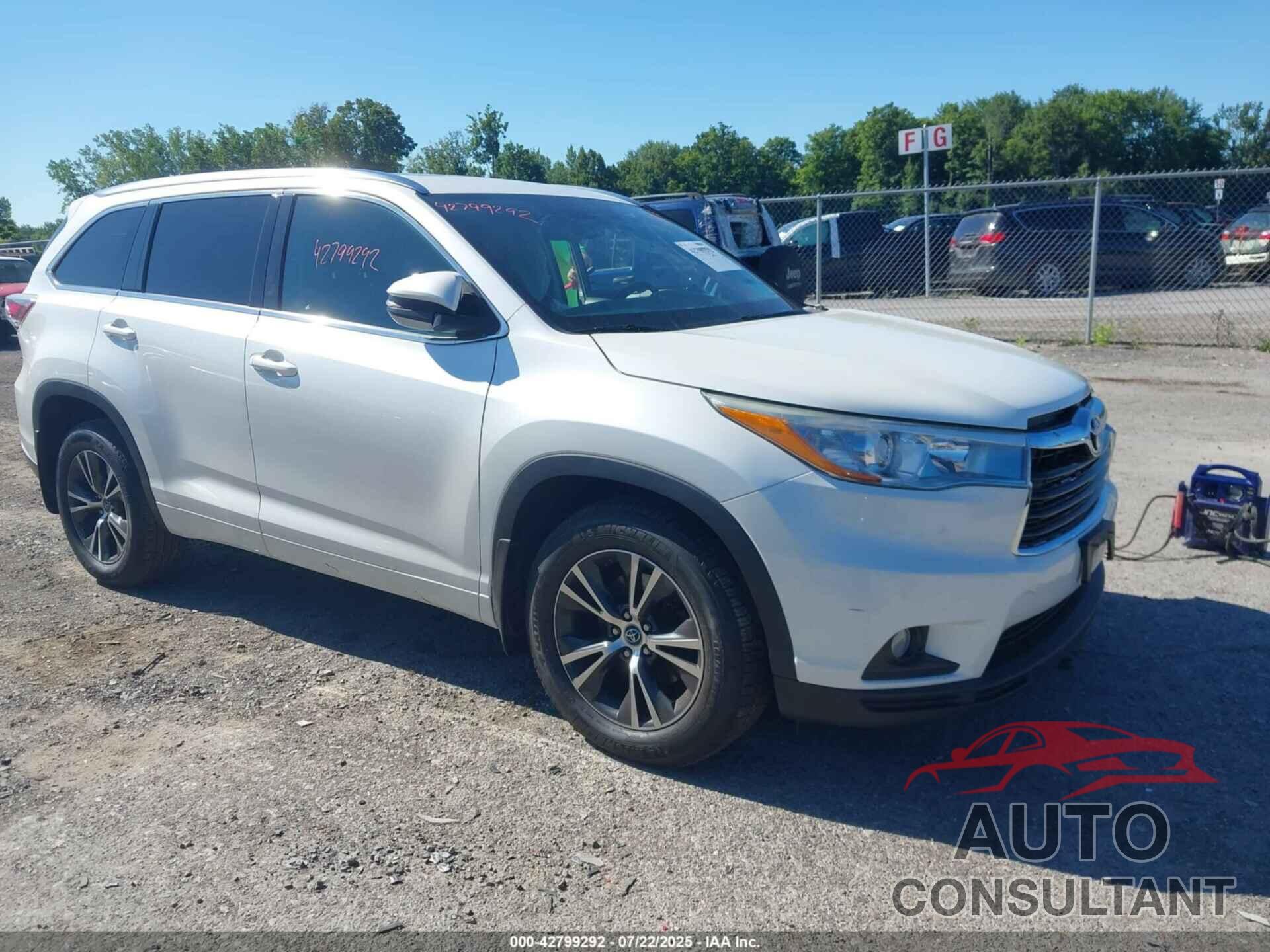 TOYOTA HIGHLANDER 2016 - 5TDJKRFH4GS319635