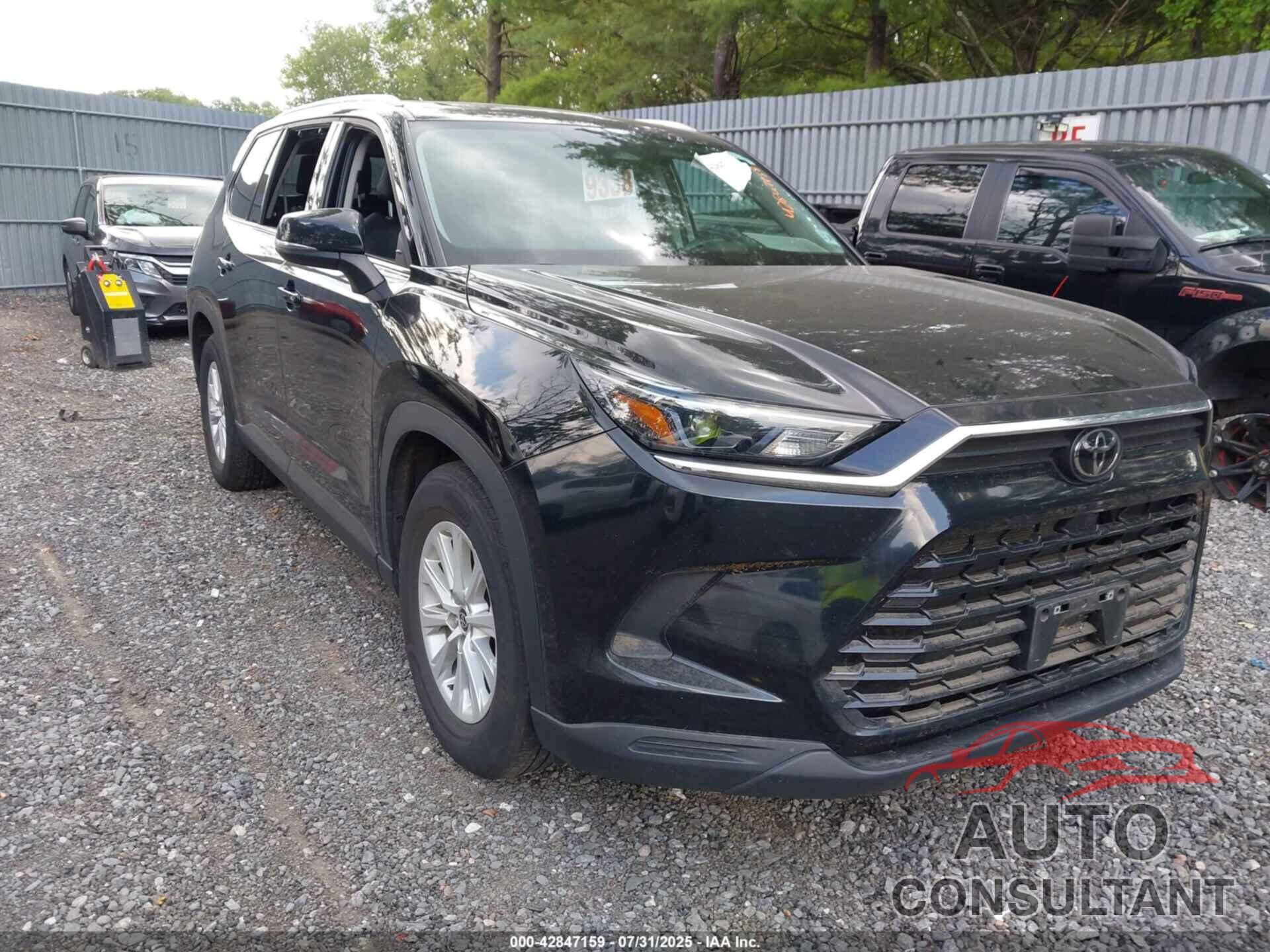 TOYOTA GRAND HIGHLANDER 2024 - 5TDAAAB5XRS028592
