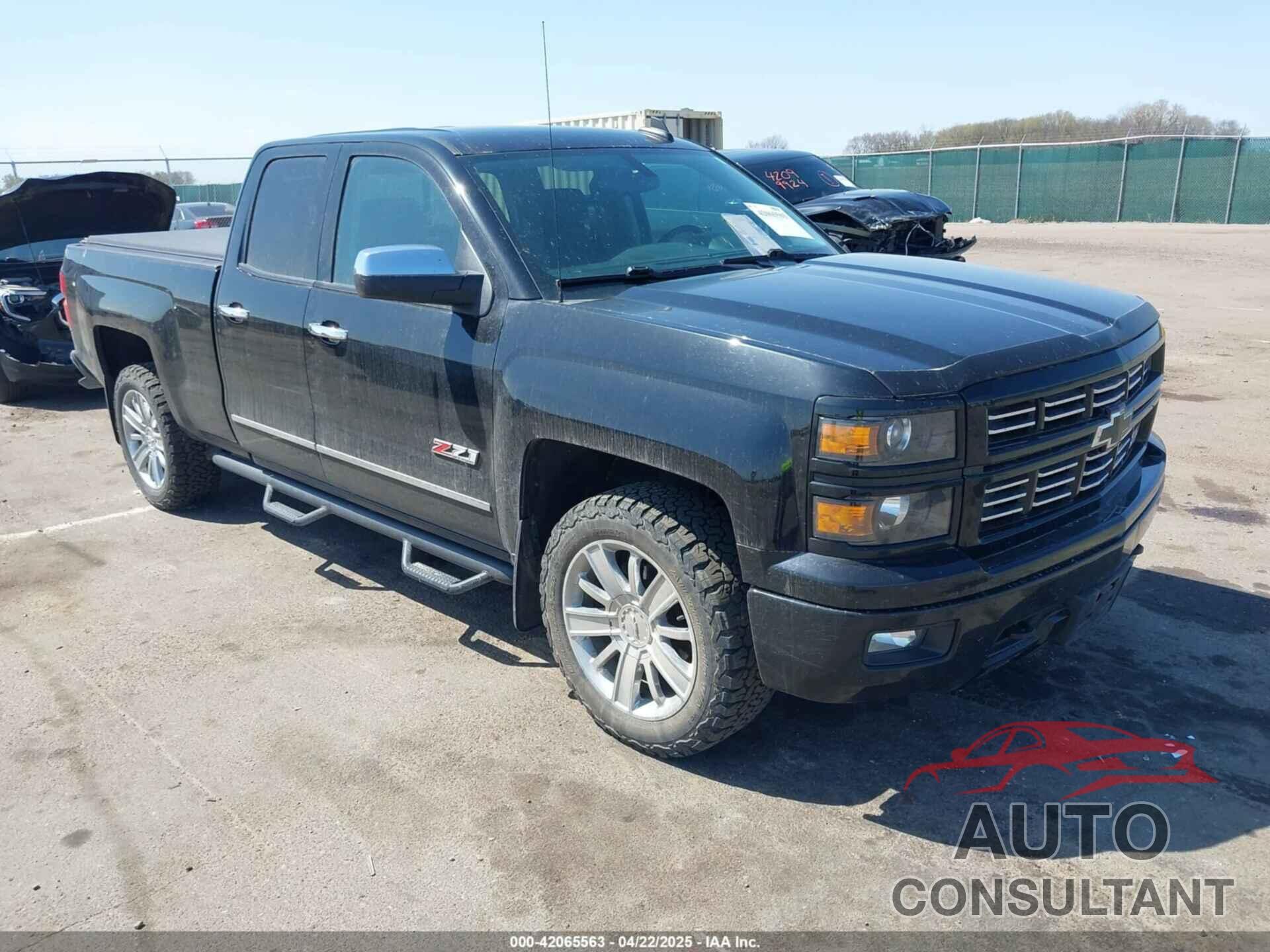 CHEVROLET SILVERADO 1500 2015 - 1GCVKREC9FZ270212
