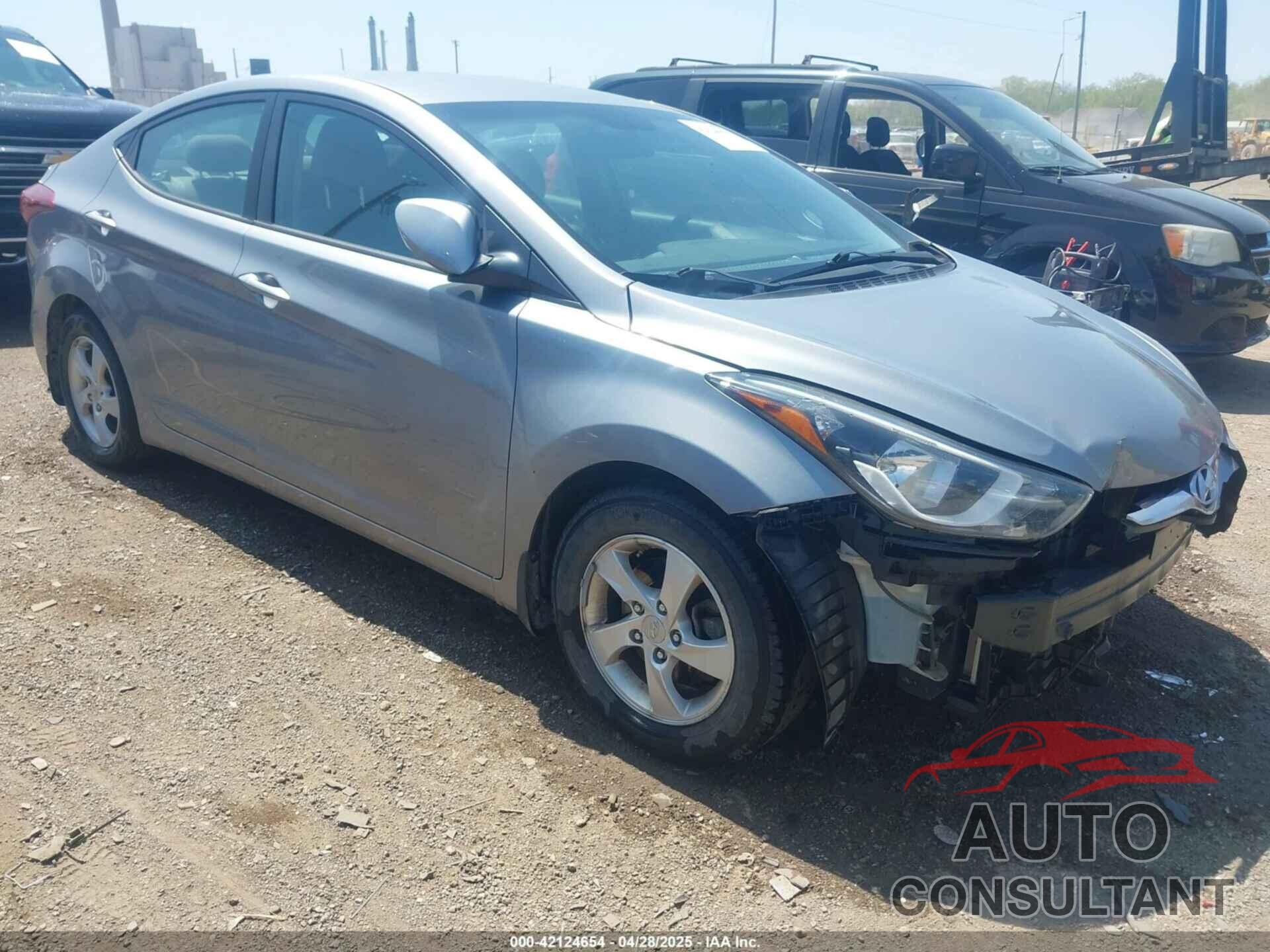 HYUNDAI ELANTRA 2015 - KMHDH4AE3FU257906
