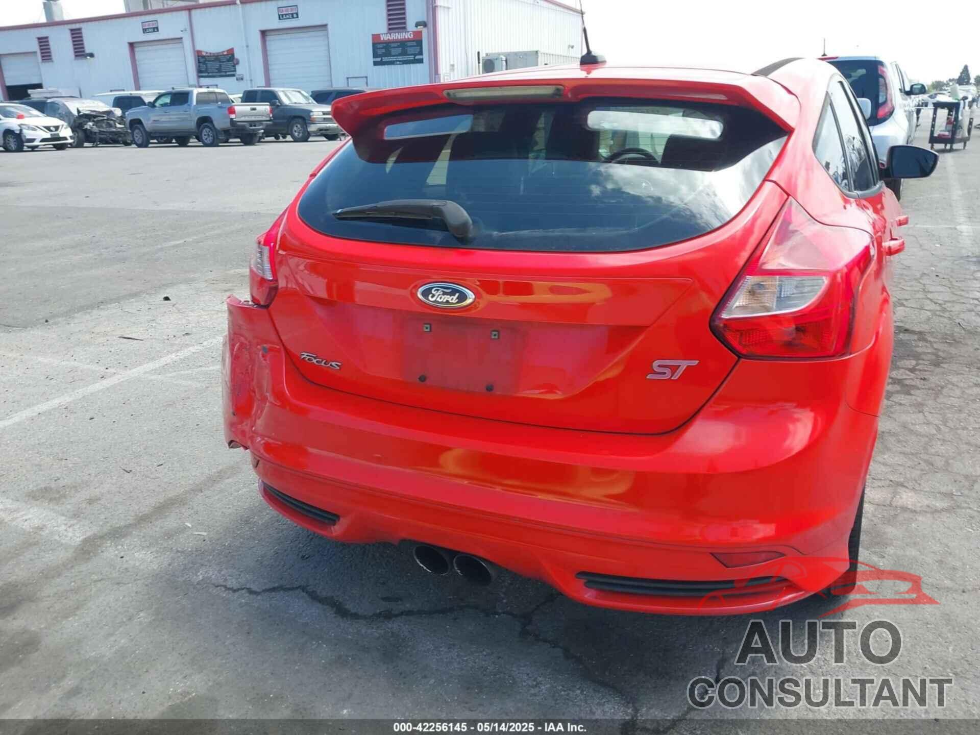 FORD FOCUS ST 2014 - 1FADP3L92EL268410