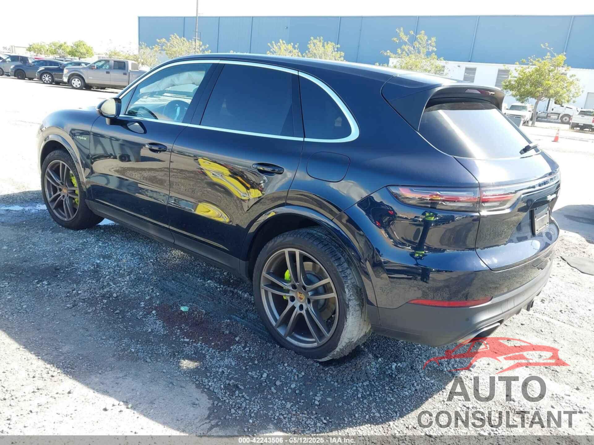 PORSCHE CAYENNE E-HYBRID 2023 - WP1AE2AY9PDA12252