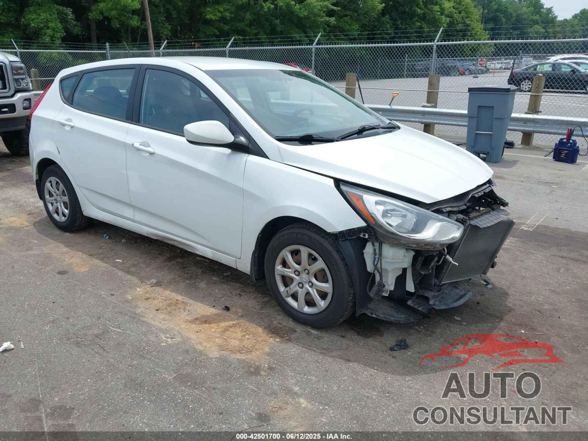 HYUNDAI ACCENT 2014 - KMHCT5AE0EU183424