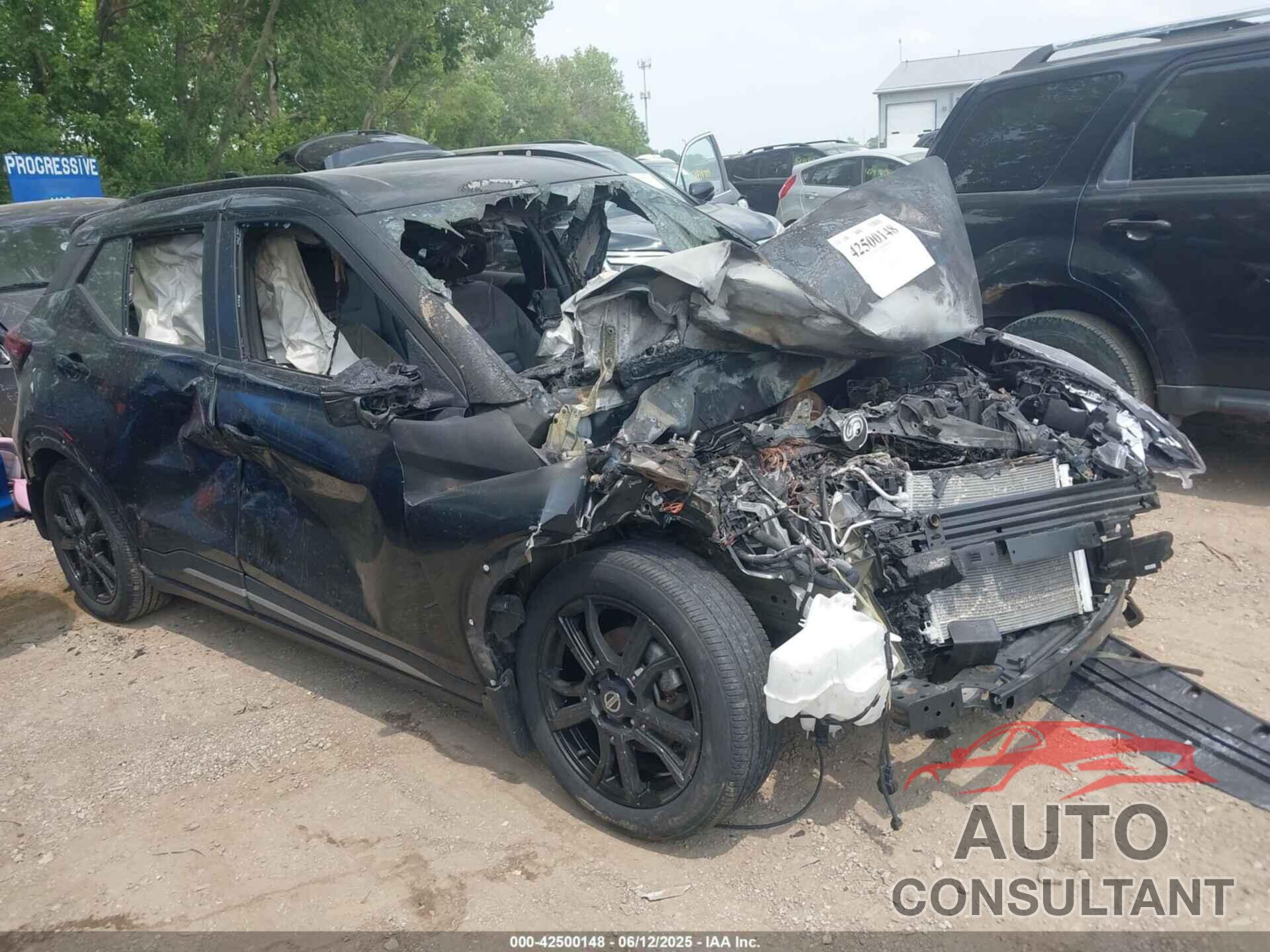 NISSAN KICKS 2021 - 3N1CP5DV8ML520857