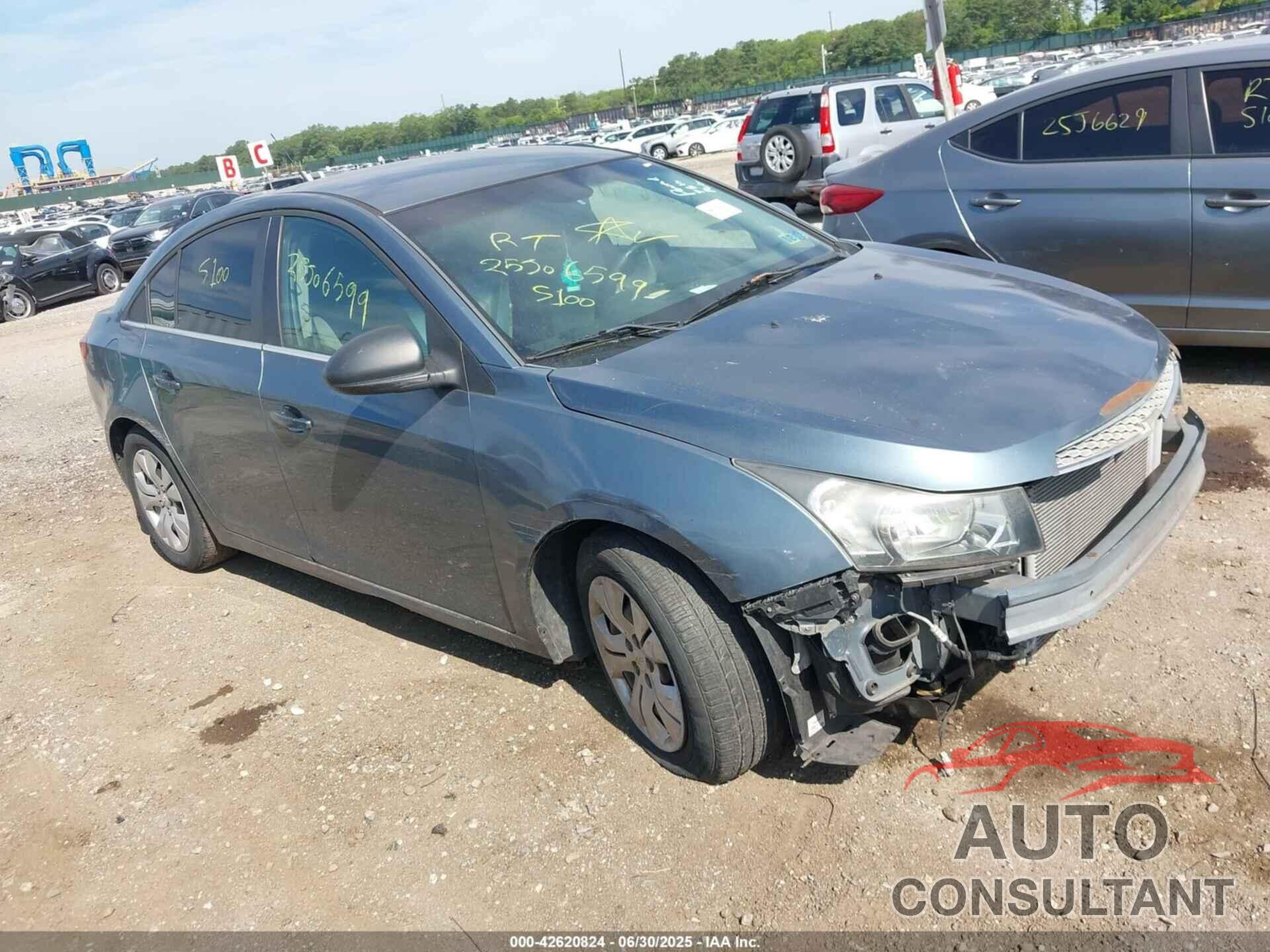 CHEVROLET CRUZE 2012 - 1G1PC5SH9C7281225