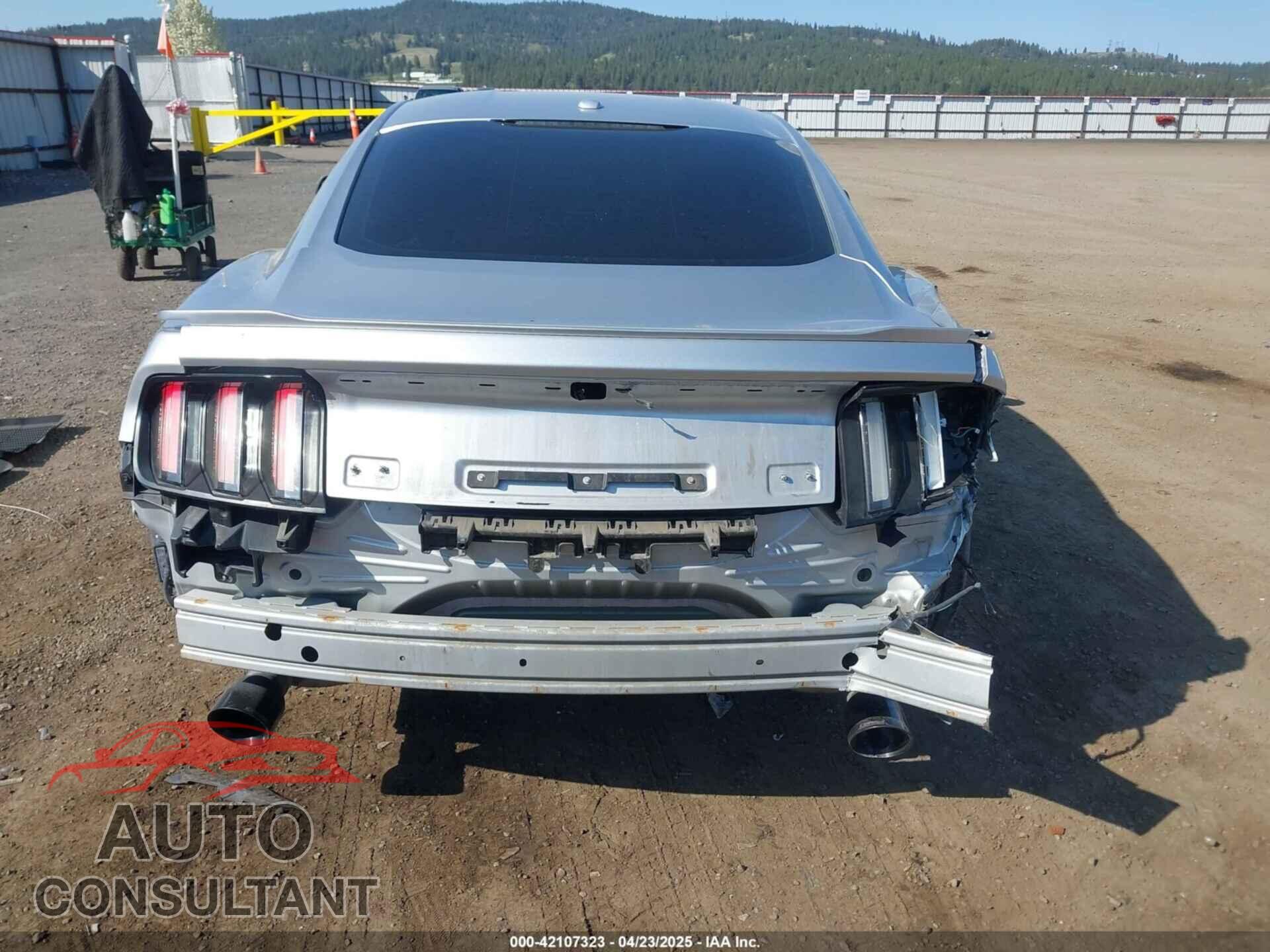 FORD MUSTANG 2015 - 1FA6P8CF2F5318921