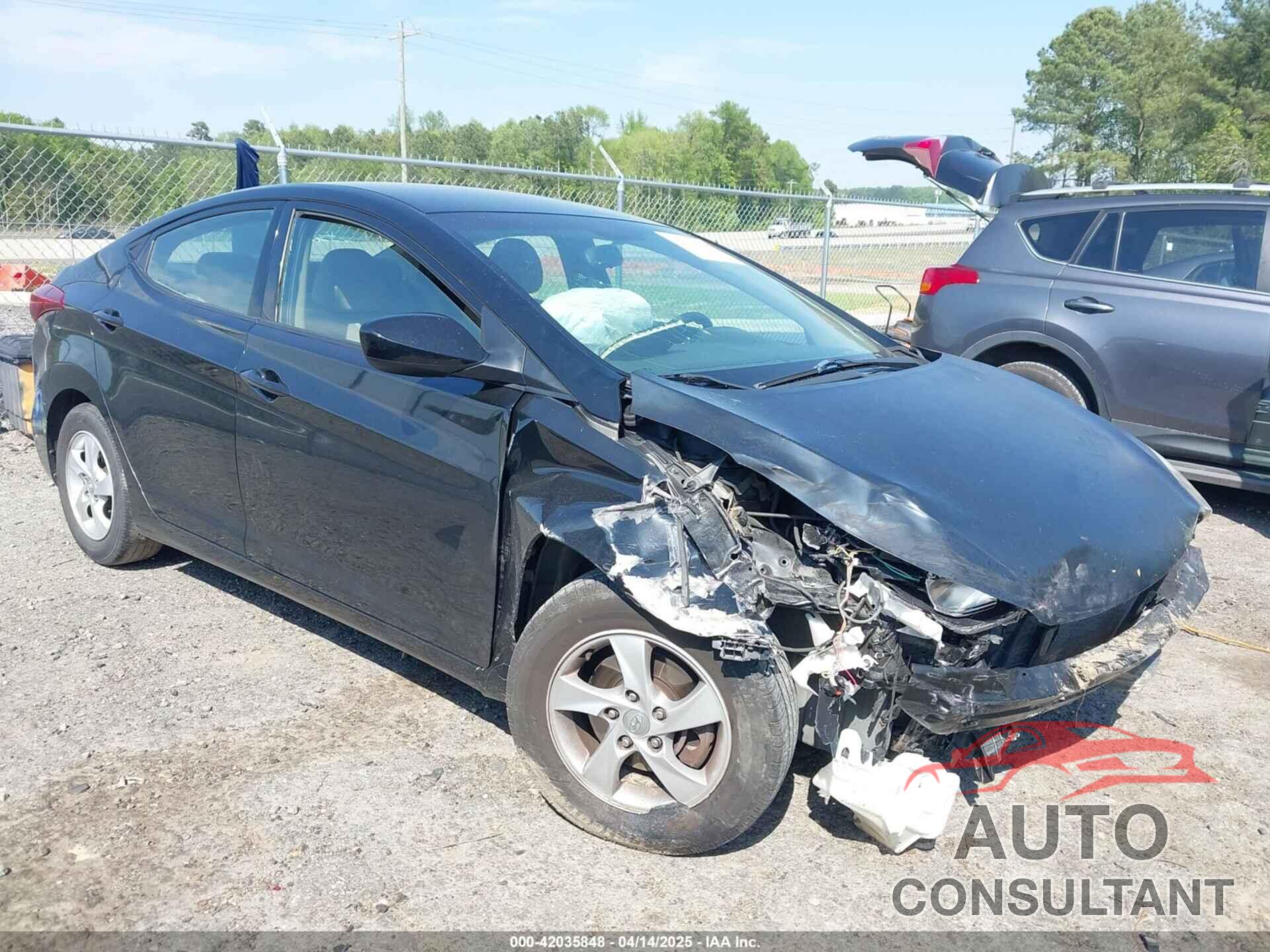 HYUNDAI ELANTRA 2015 - KMHDH4AE4FU264556