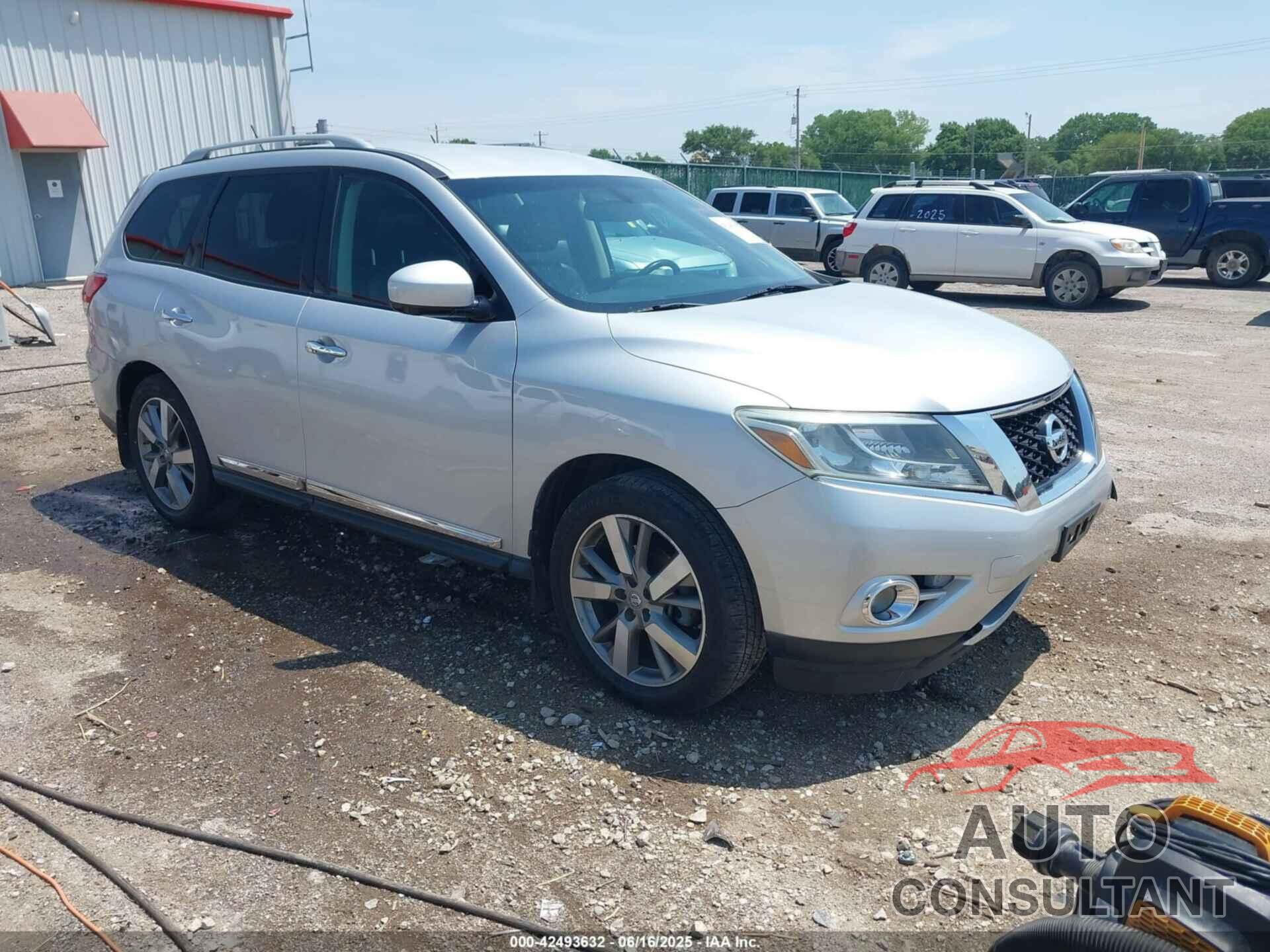 NISSAN PATHFINDER 2013 - 5N1AR2MM7DC616961
