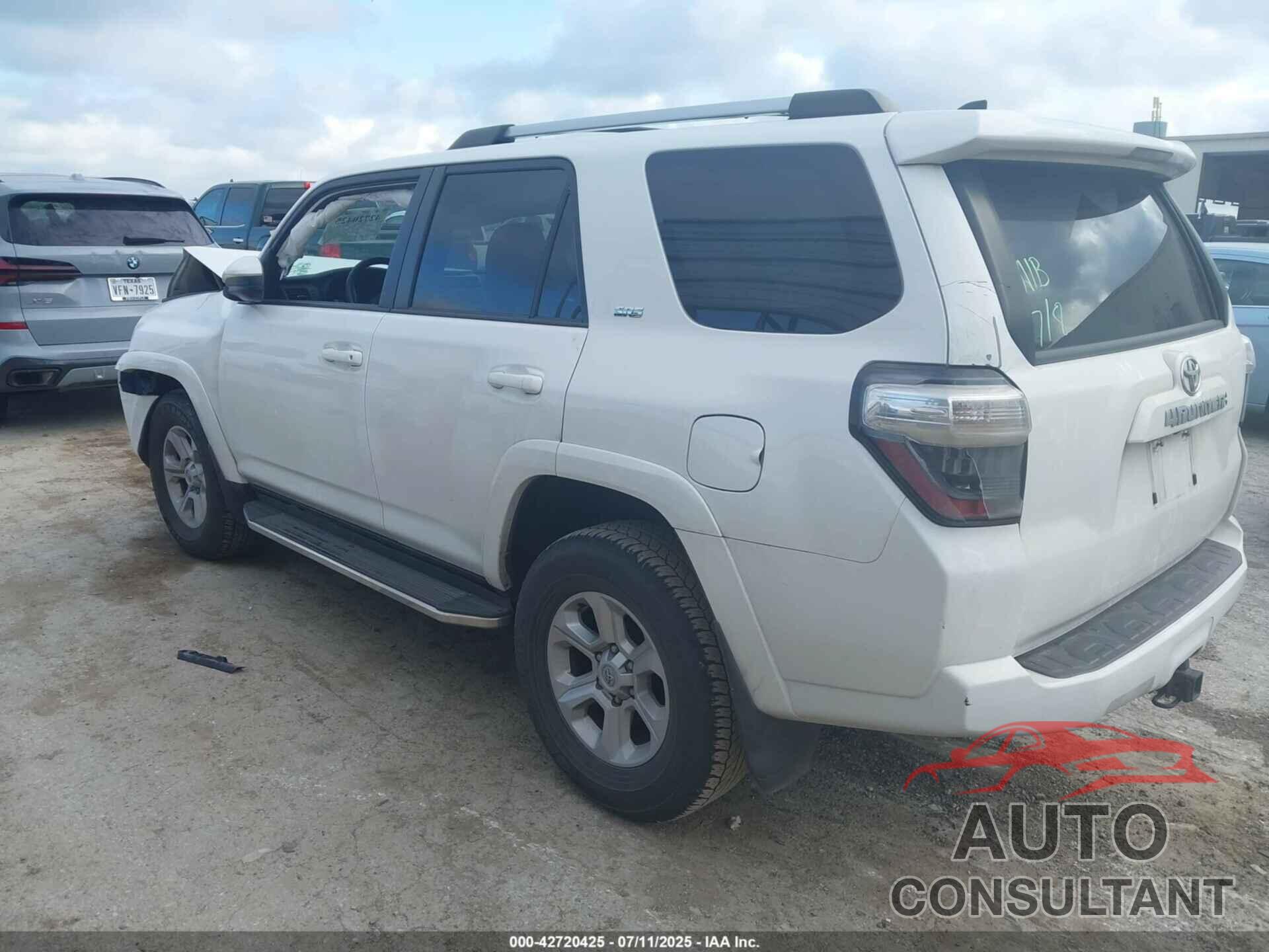 TOYOTA 4RUNNER 2022 - JTEEU5JR6N5260929