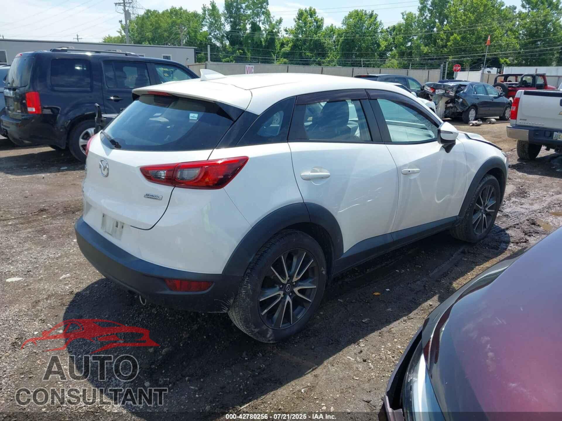MAZDA CX-3 2017 - JM1DKFC79H0147209