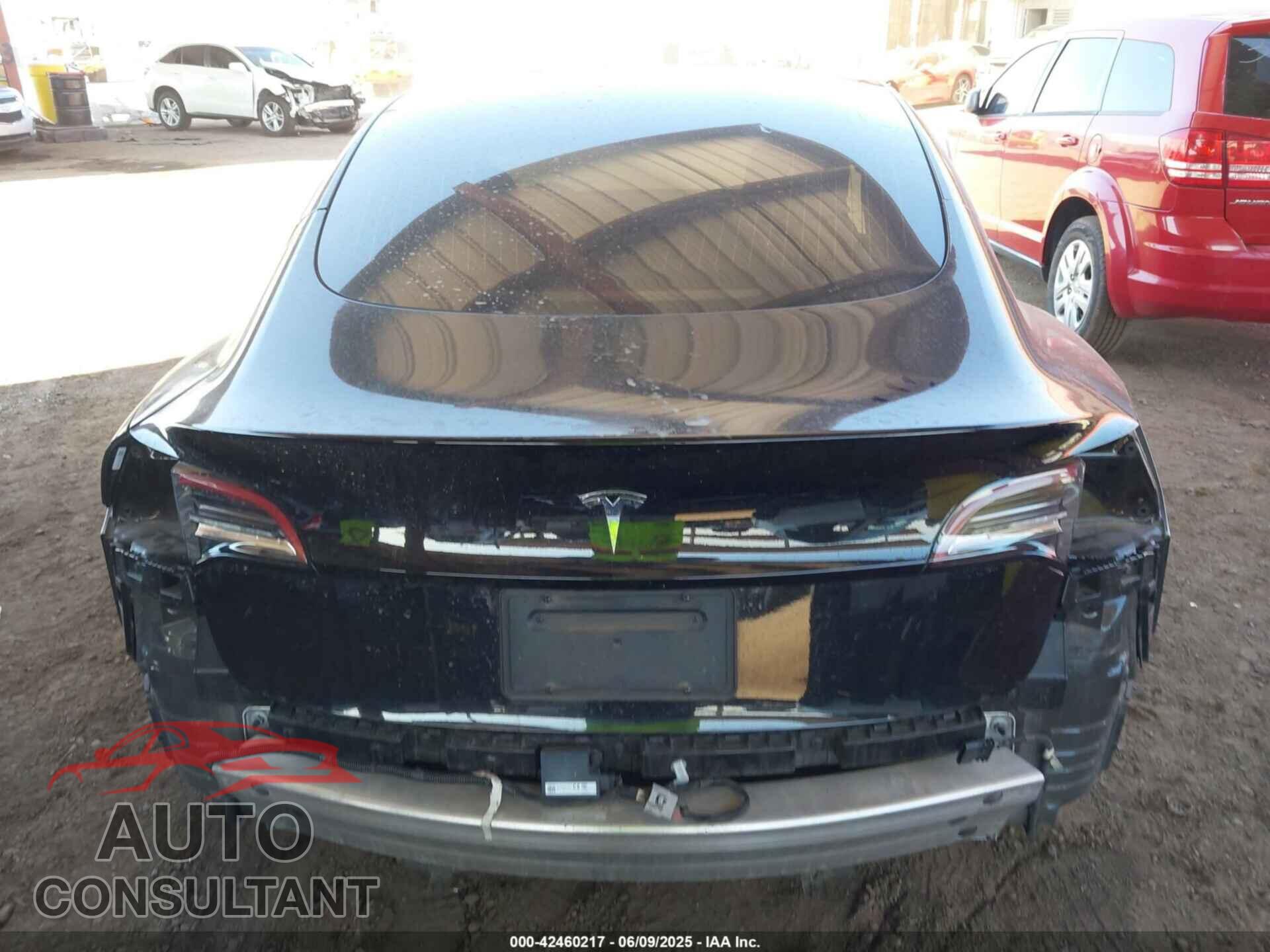 TESLA MODEL 3 2020 - 5YJ3E1EA2LF609232