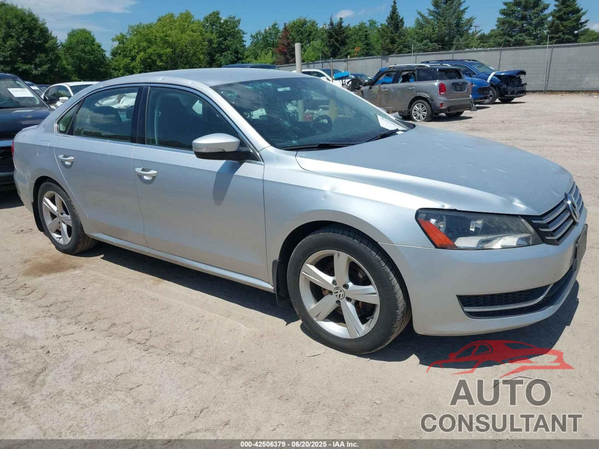 VOLKSWAGEN PASSAT 2014 - 1VWBP7A38EC008260