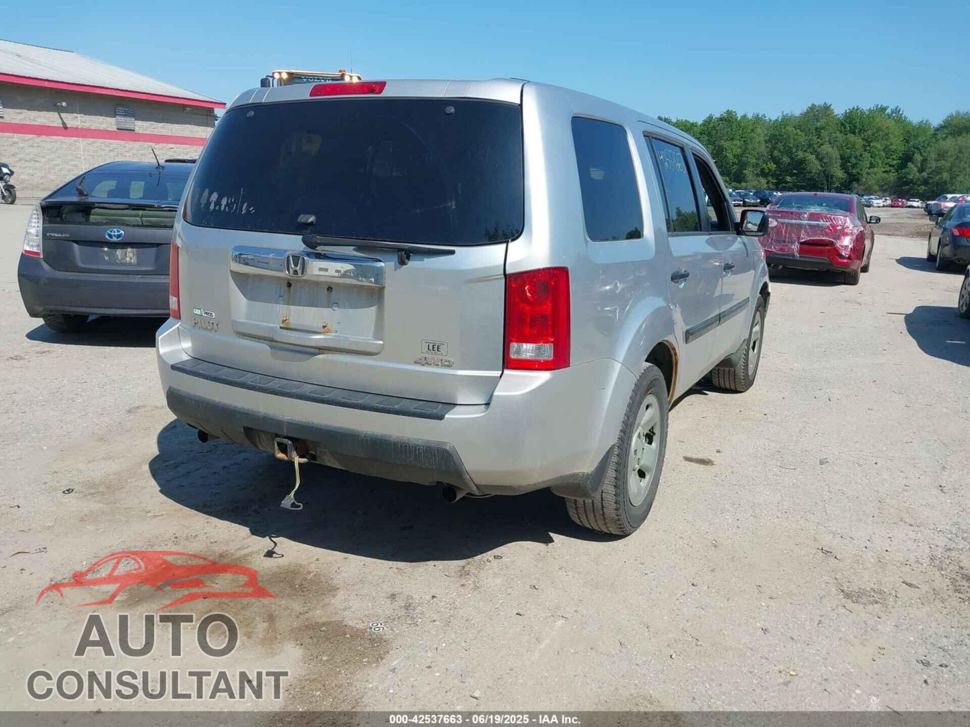 HONDA PILOT 2011 - 5FNYF4H27BB036500