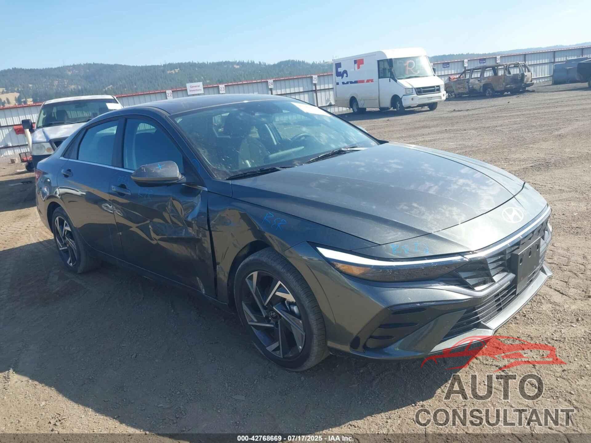 HYUNDAI ELANTRA 2025 - KMHLS4DG1SU017919
