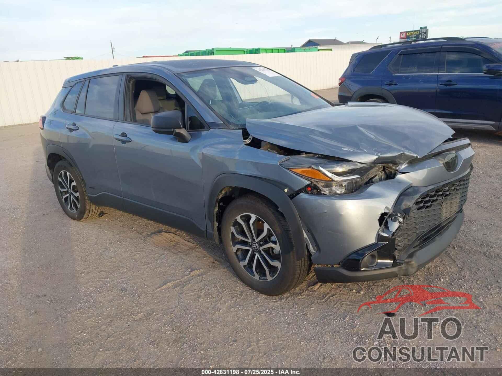 TOYOTA COROLLA CROSS HYBRID 2023 - 7MUFBABG7PV003737