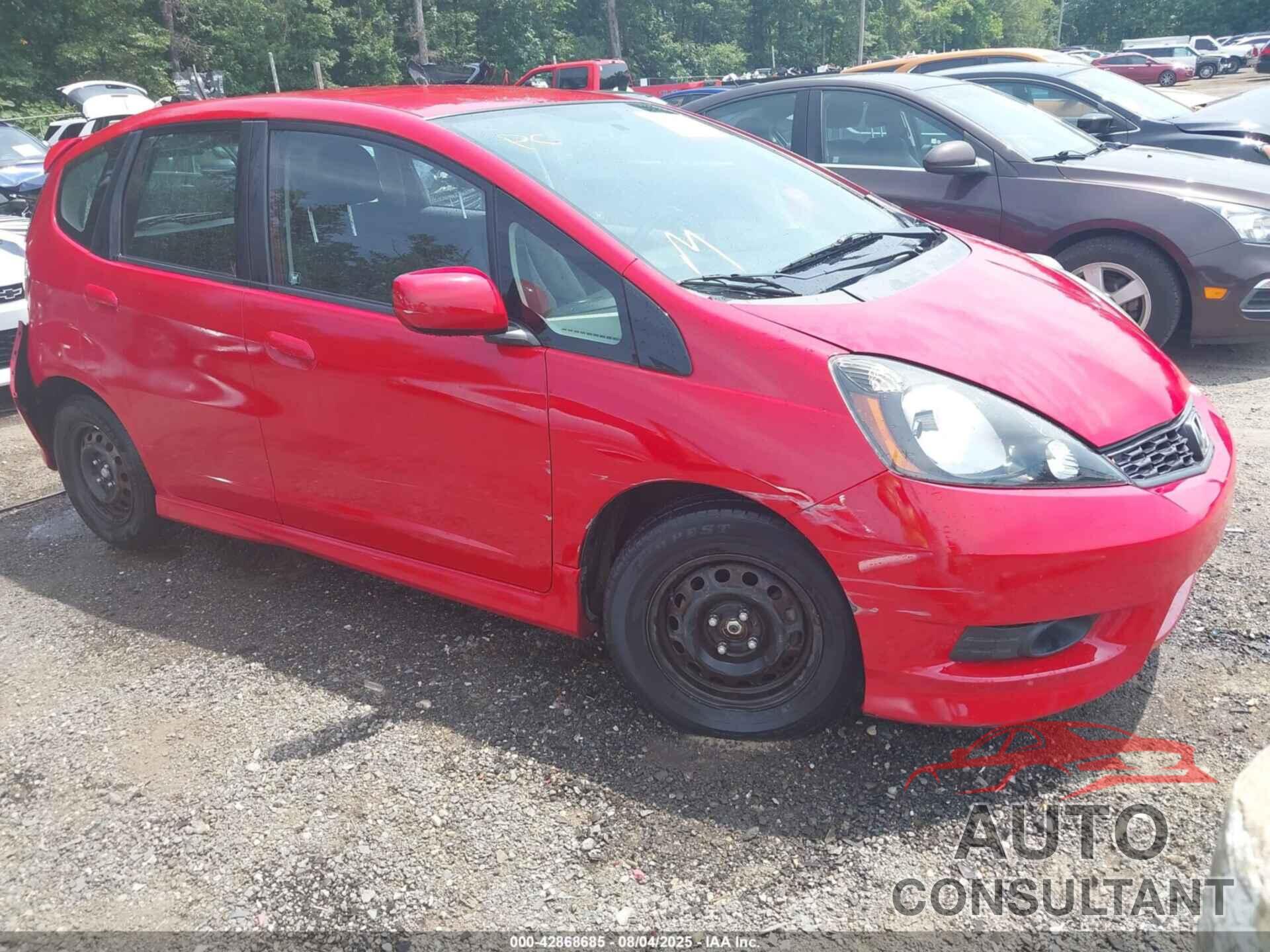 HONDA FIT 2013 - JHMGE8H53DC041434