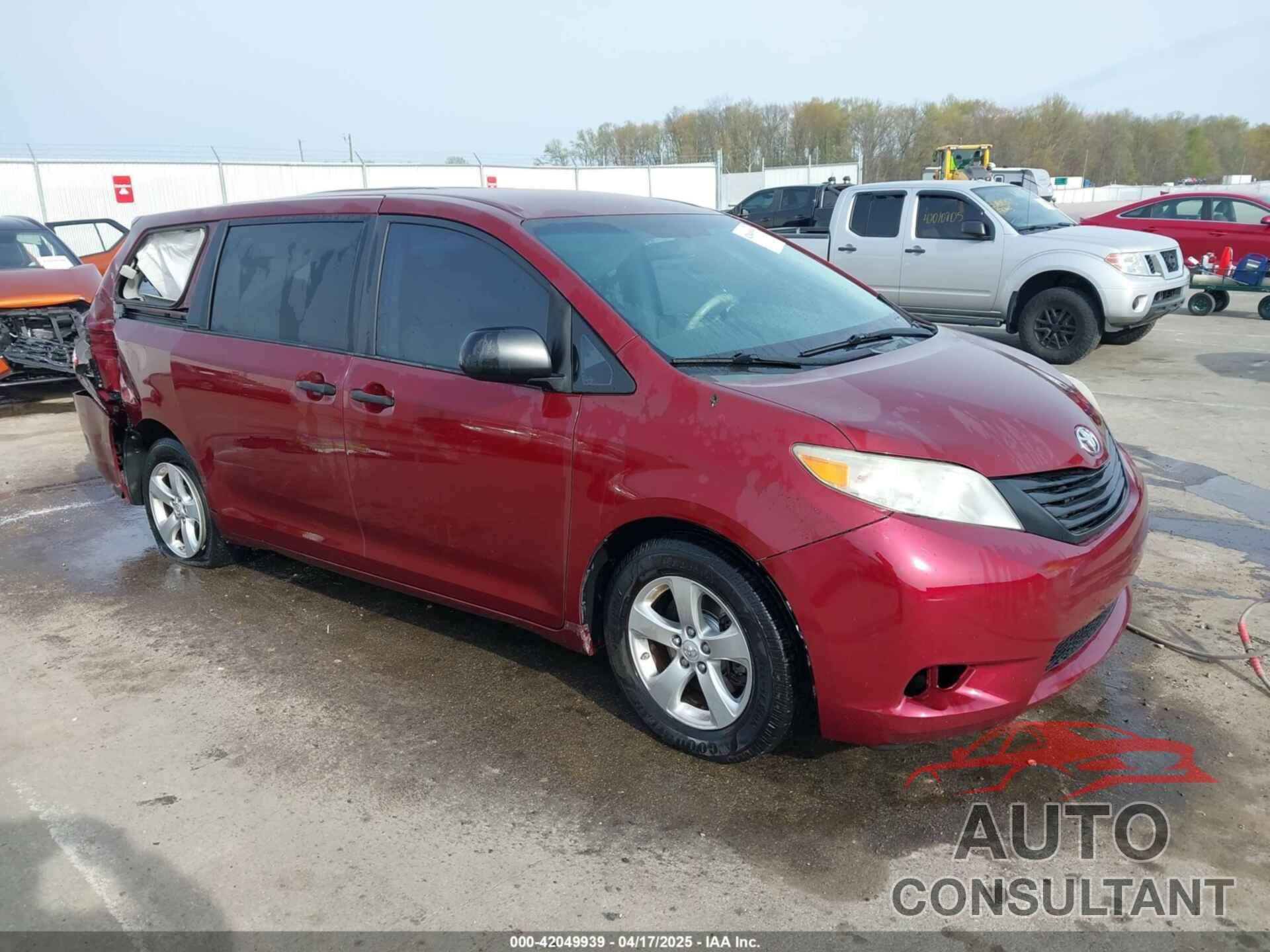 TOYOTA SIENNA 2013 - 5TDZK3DC1DS325363