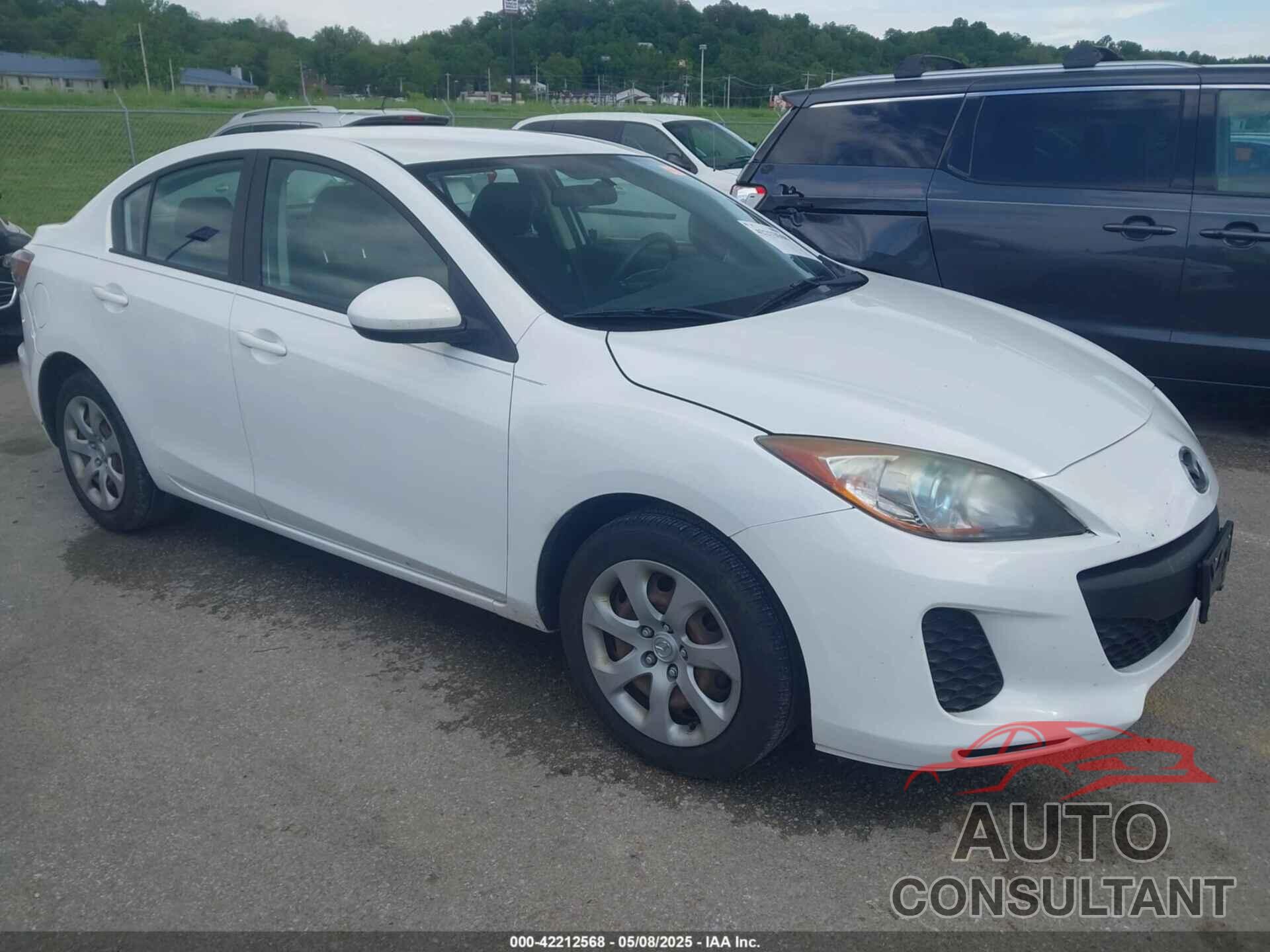 MAZDA MAZDA3 2013 - JM1BL1U7XD1783826