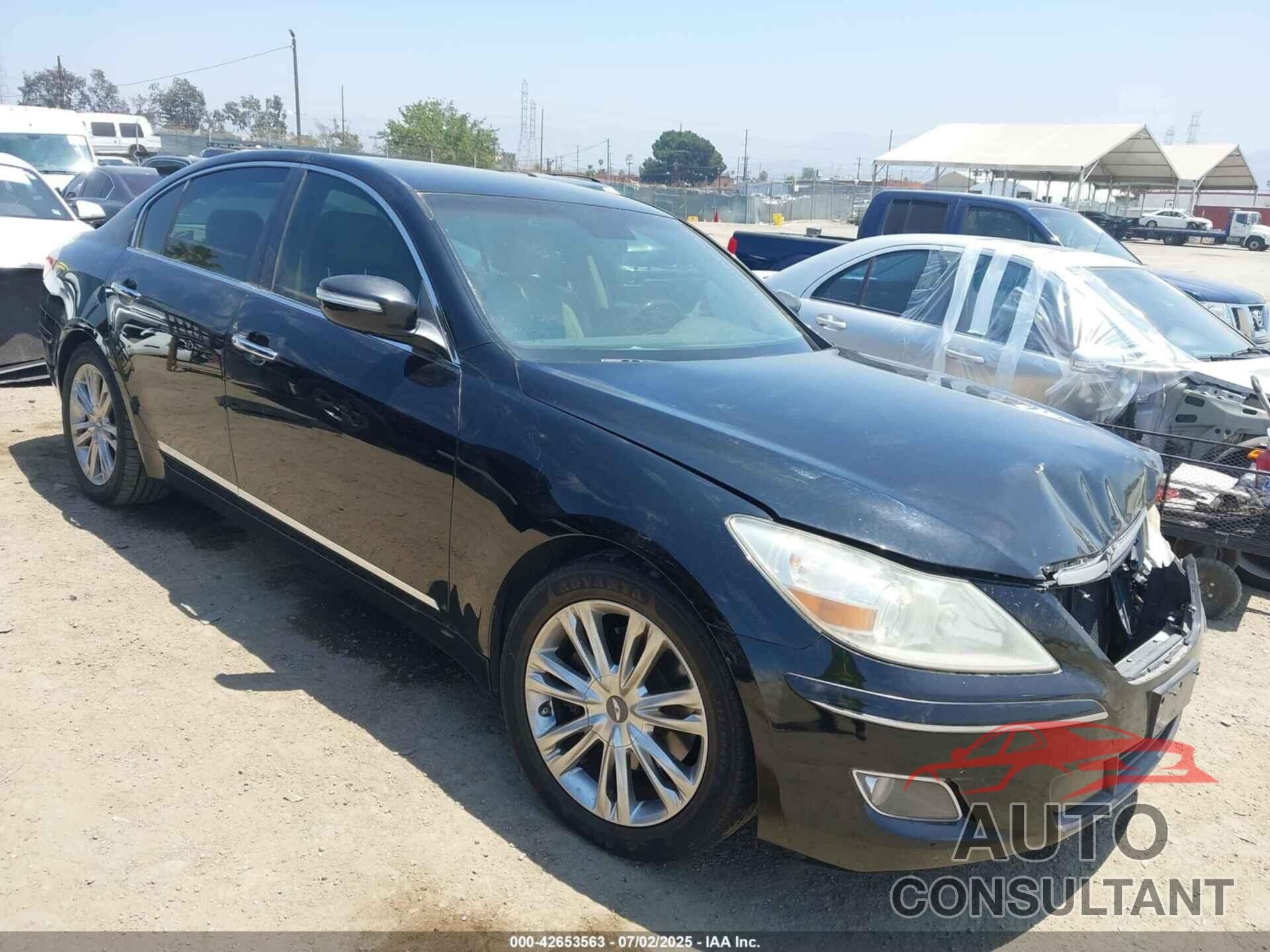 HYUNDAI GENESIS 2011 - KMHGC4DF8BU126528