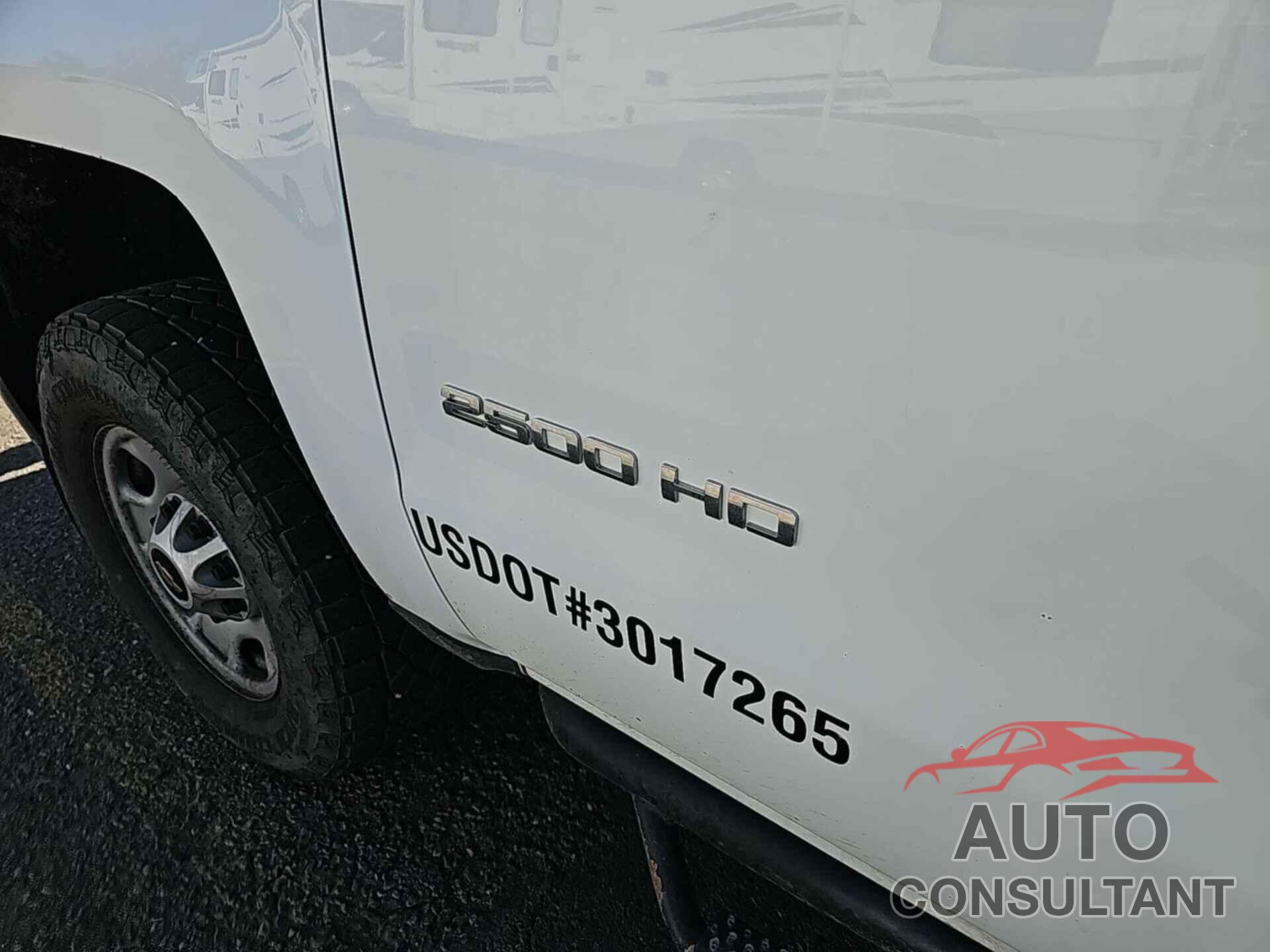 CHEVROLET SILVERADO 2500HD 2017 - 1GC1KUEY2HF176254