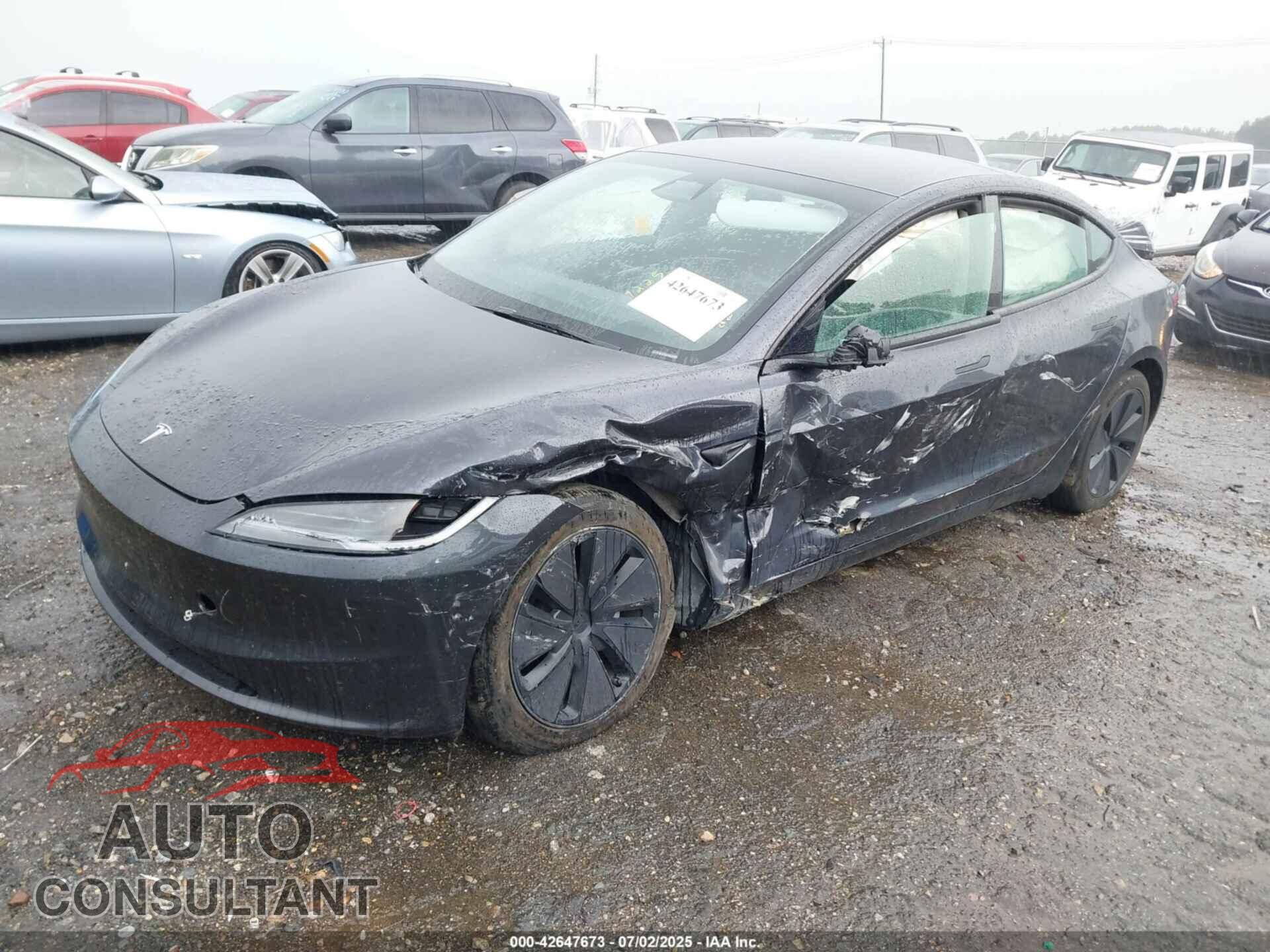 TESLA MODEL 3 2024 - 5YJ3E1EA8RF789566