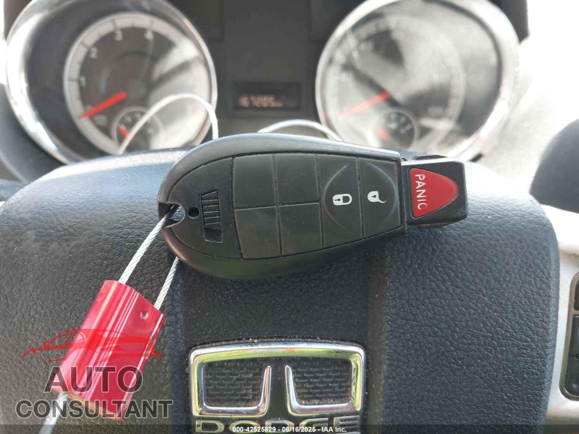 DODGE GRAND CARAVAN 2013 - 2C4RDGBG2DR506830