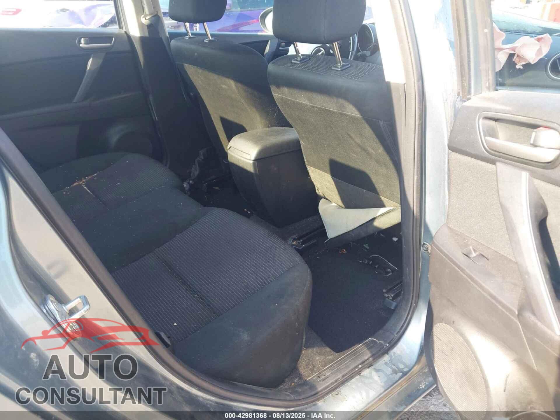 MAZDA MAZDA3 2012 - JM1BL1V77C1554792