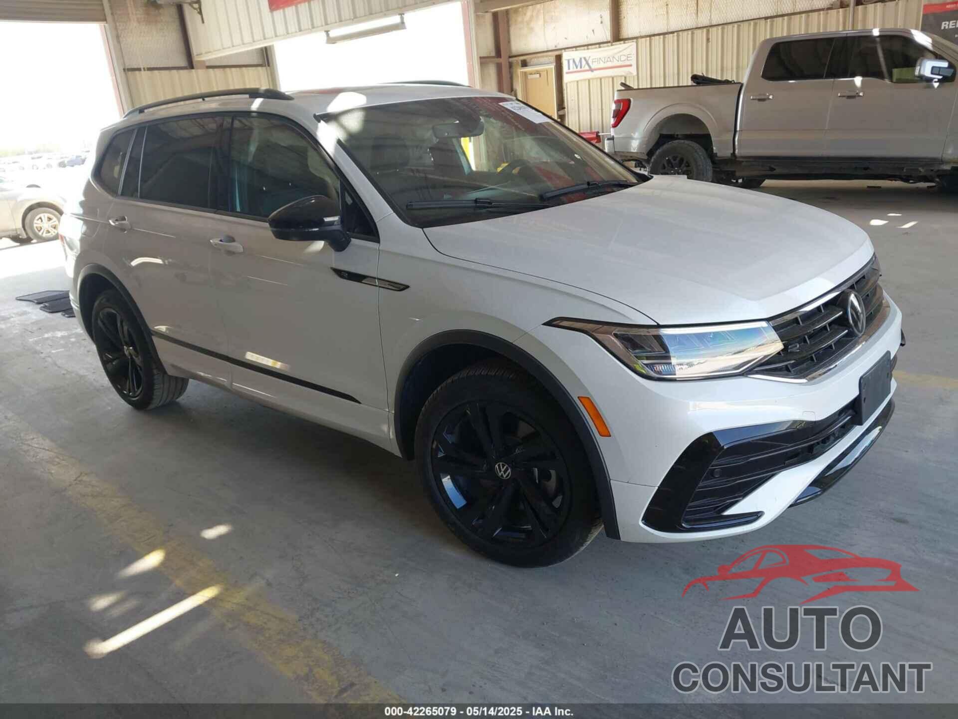 VOLKSWAGEN TIGUAN 2024 - 3VVCB7AX4RM108239