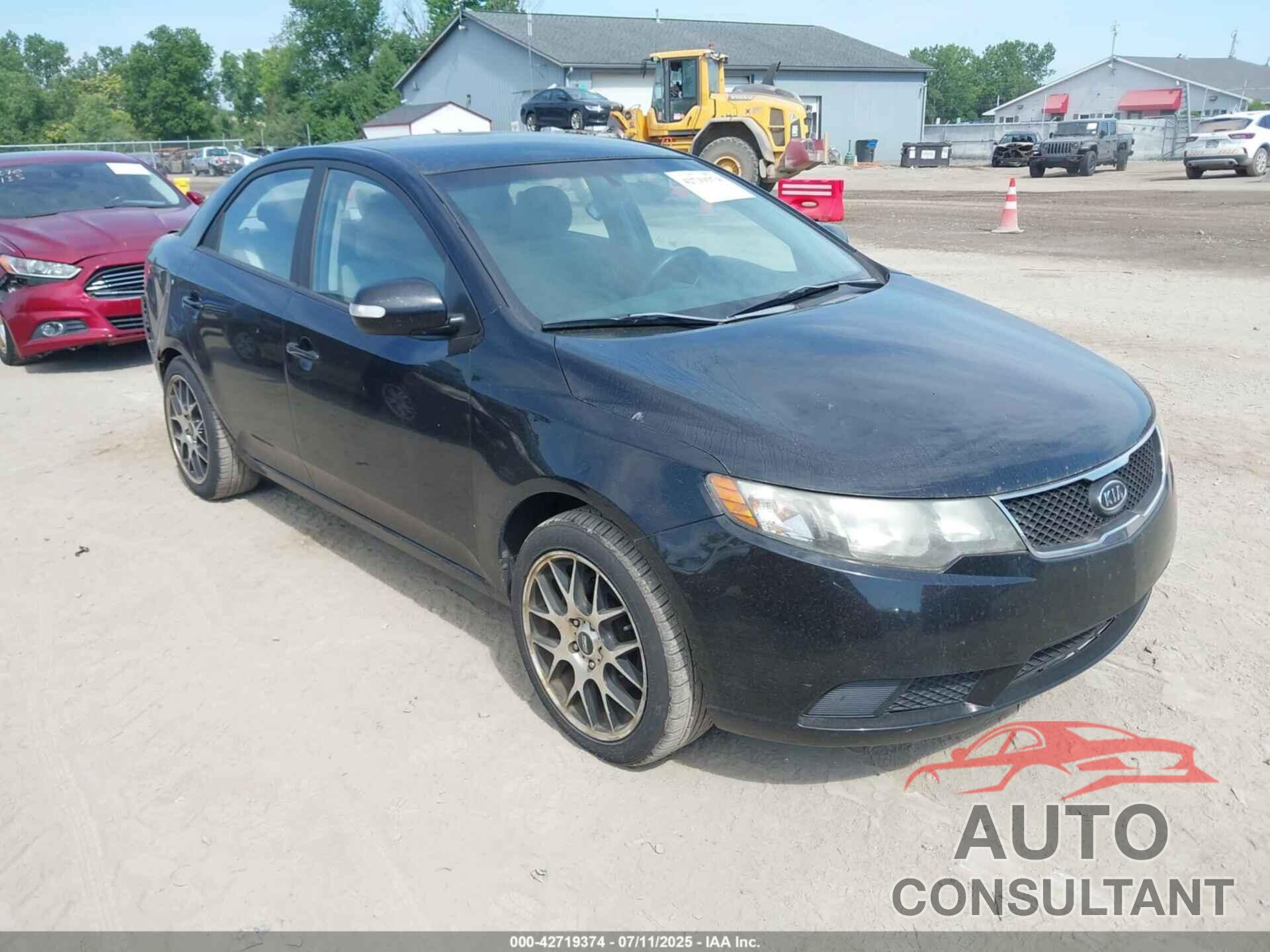 KIA FORTE 2010 - KNAFU4A25A5810327