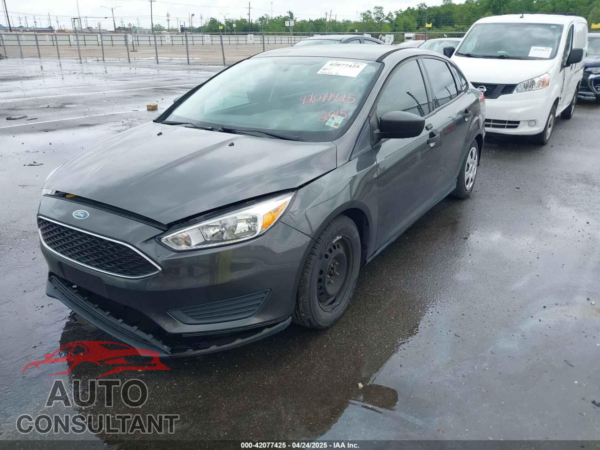 FORD FOCUS 2015 - 1FADP3E23FL298209
